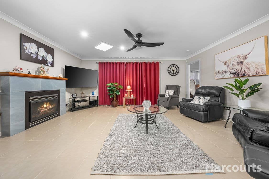 28 Lakeaire Circuit, Cameron Park, NSW 2285, Cameron Park - Thumbnail 4
