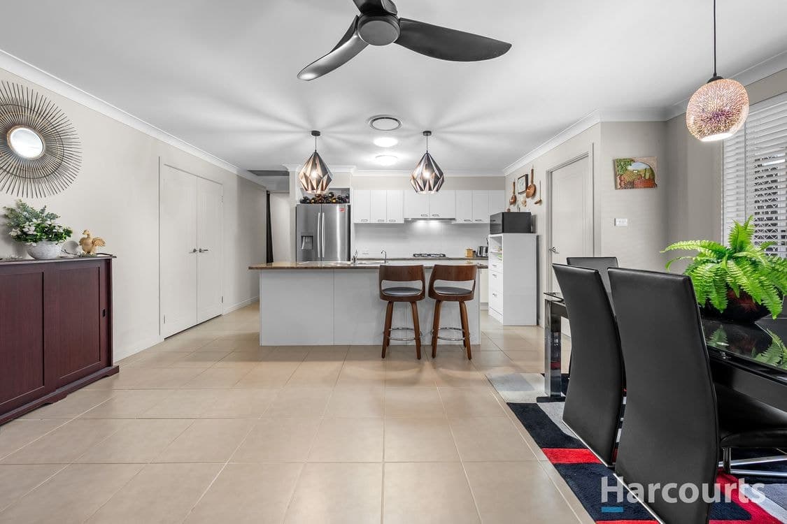 28 Lakeaire Circuit, Cameron Park, NSW 2285, Cameron Park - Thumbnail 7