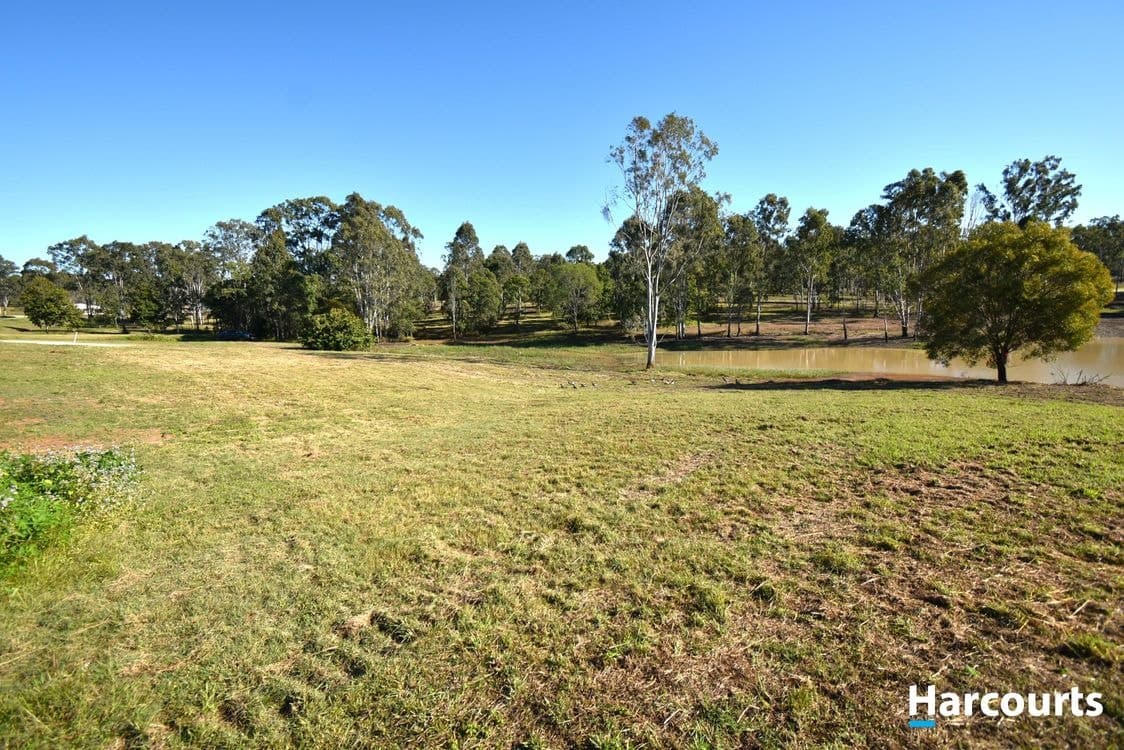 8 Chevonne Place, APPLE TREE CREEK, QLD 4660, Apple Tree Creek - Thumbnail 2