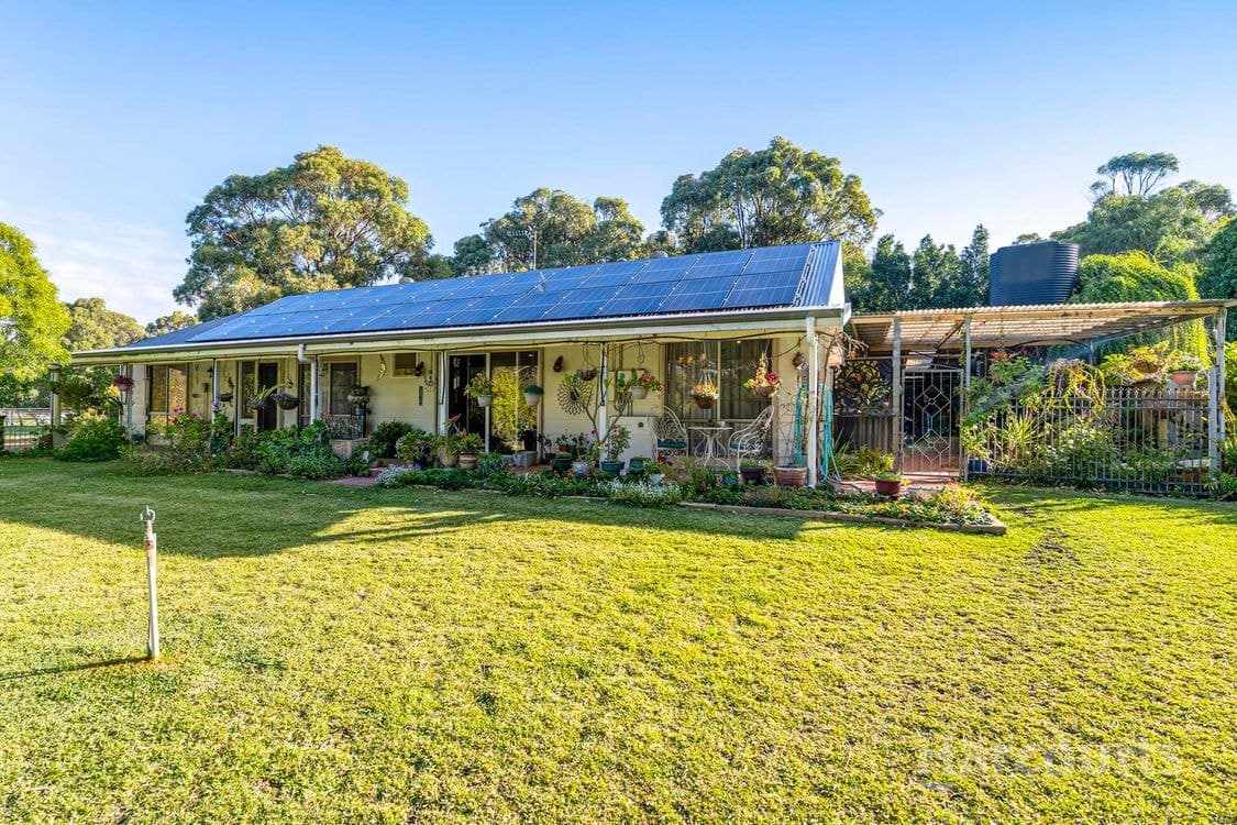 262 Newnham Road, LAKE CLIFTON, WA 6215, Lake Clifton - Thumbnail 2