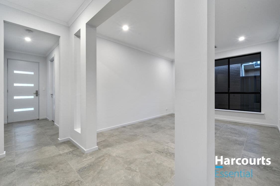 26 Manno Avenue, ANGLE VALE, SA 5117, Angle Vale - Thumbnail 3