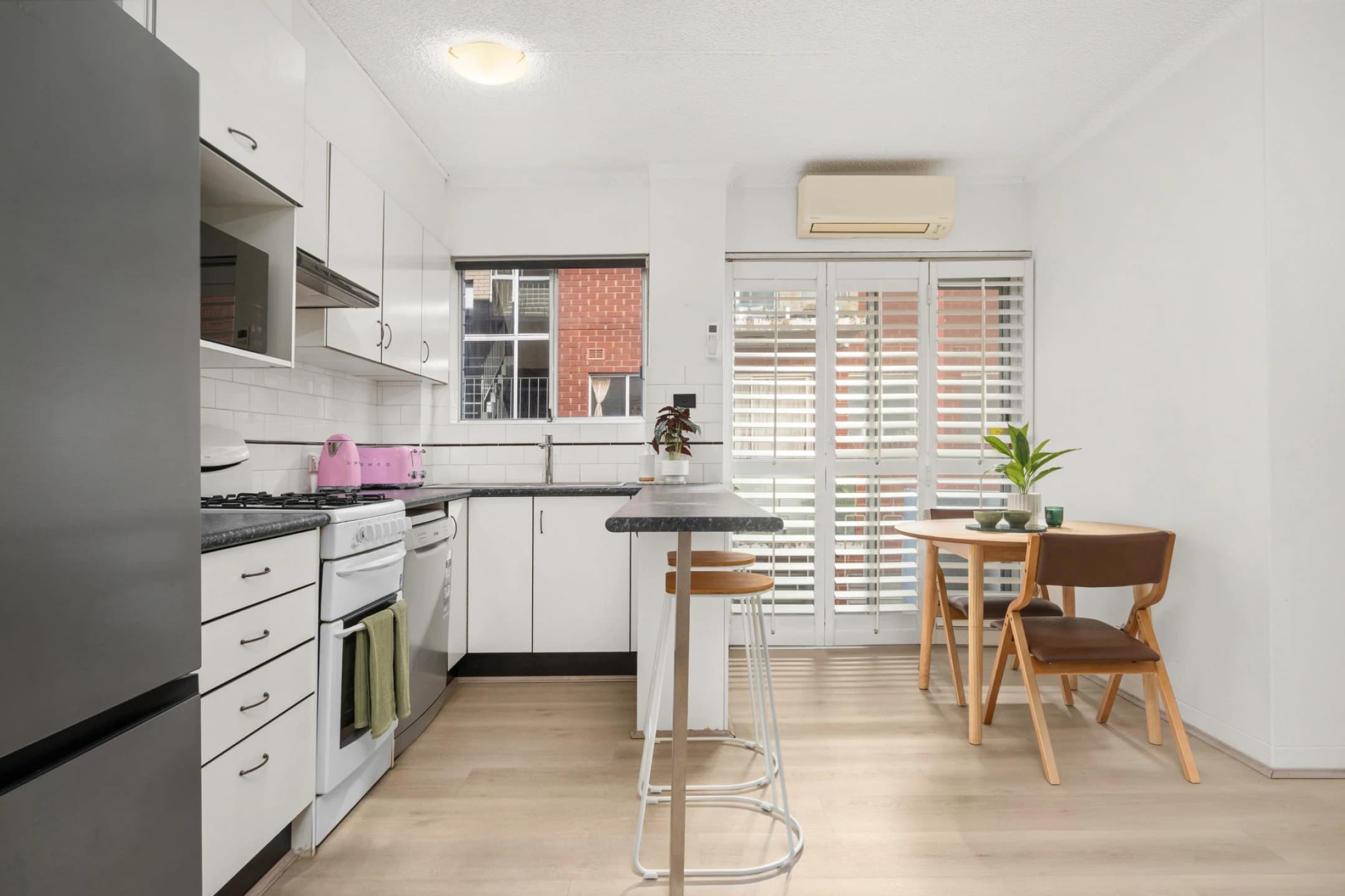 6 / 3 Francis Street, Dee Why NSW 2099, Dee Why - Thumbnail 5