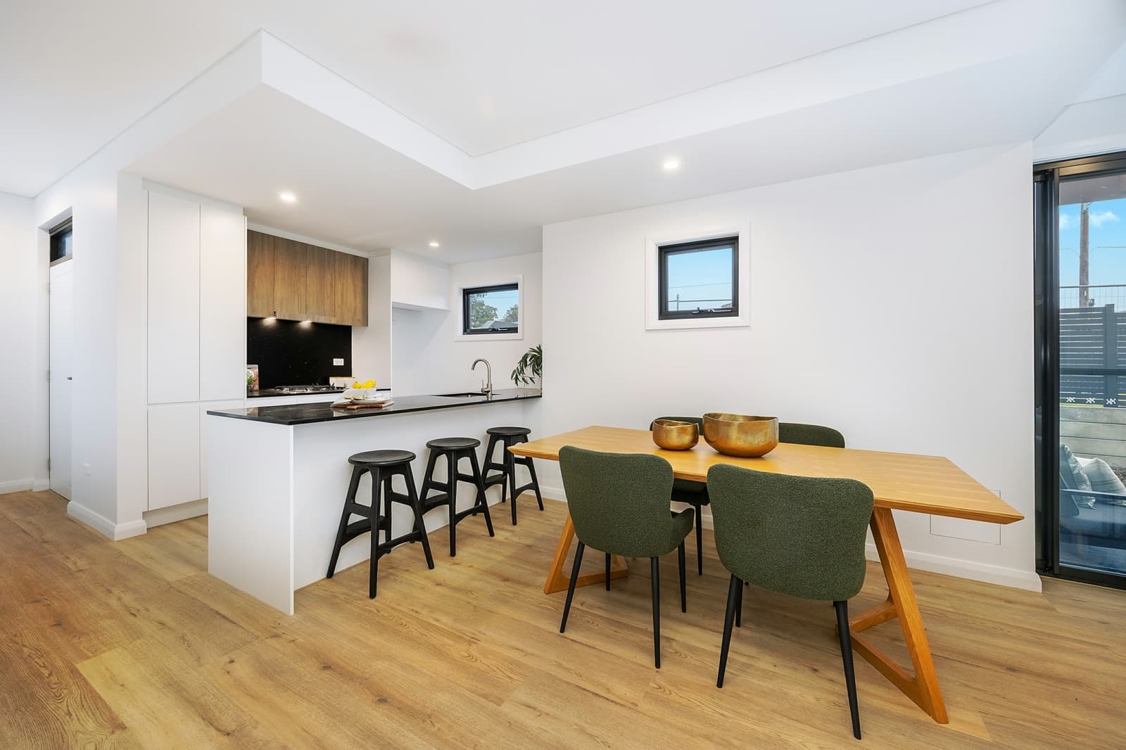 6/12 Aldenham Road, WARNERVALE, Warnervale - Thumbnail 4