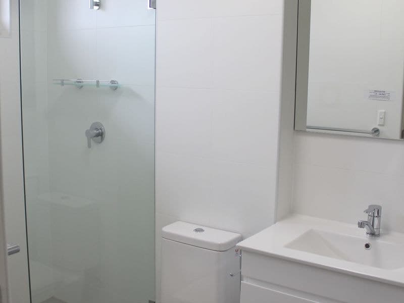 29 Lagoon Street, Narrabeen, Narrabeen - Thumbnail 4