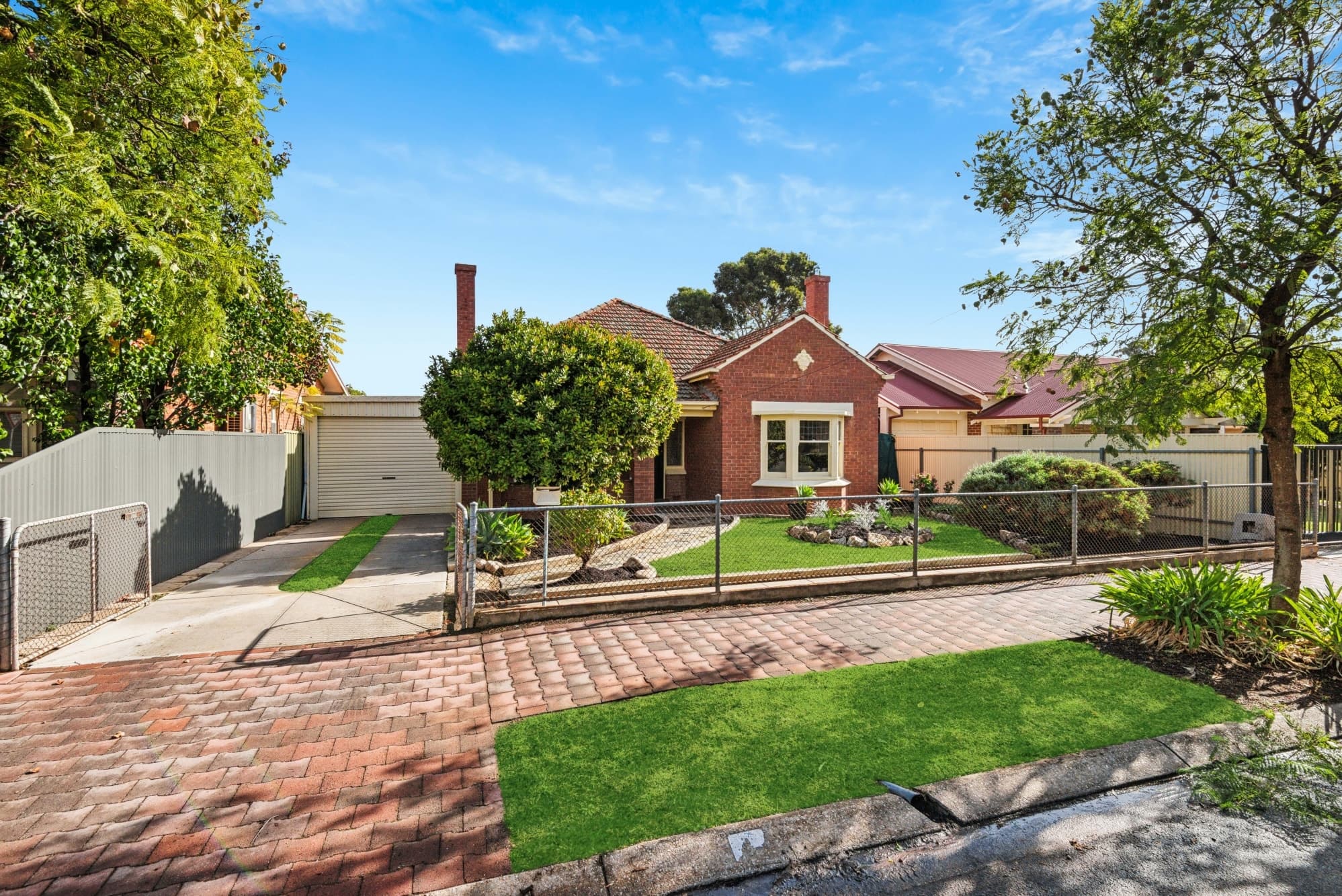 14 Samson Avenue, Westbourne Park, Westbourne Park - Thumbnail 2