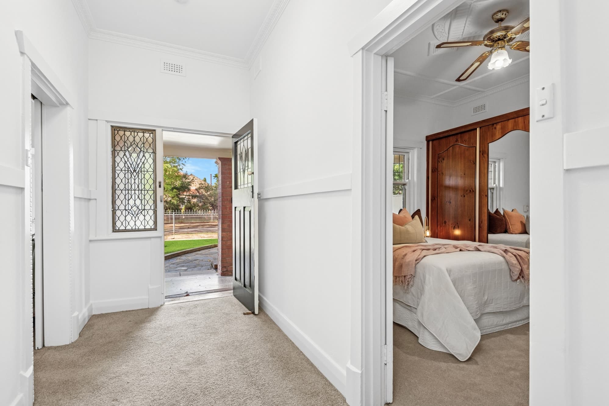 14 Samson Avenue, Westbourne Park, Westbourne Park - Thumbnail 4