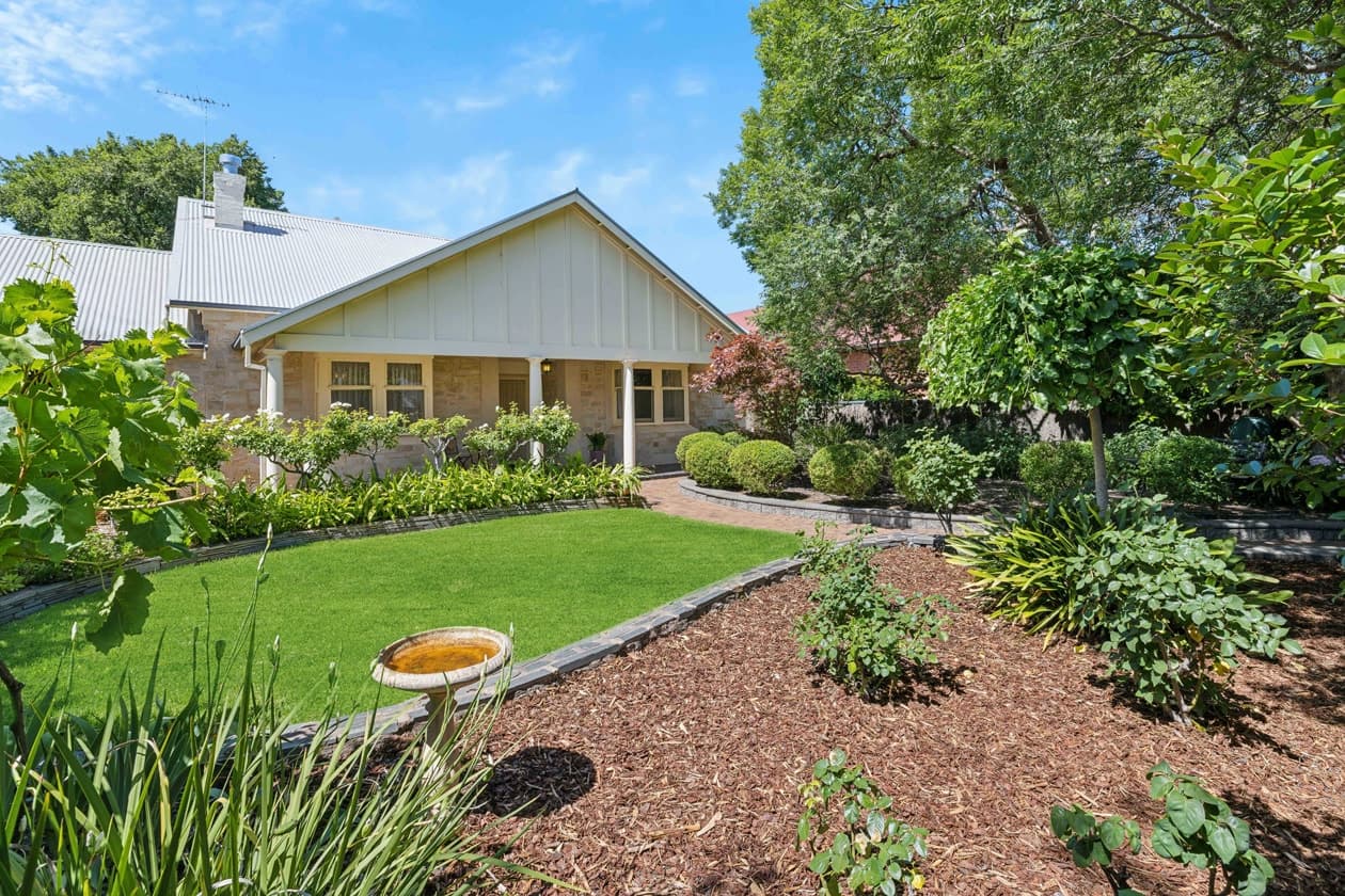 13 Truro Avenue, Kingswood, Kingswood - Thumbnail 4