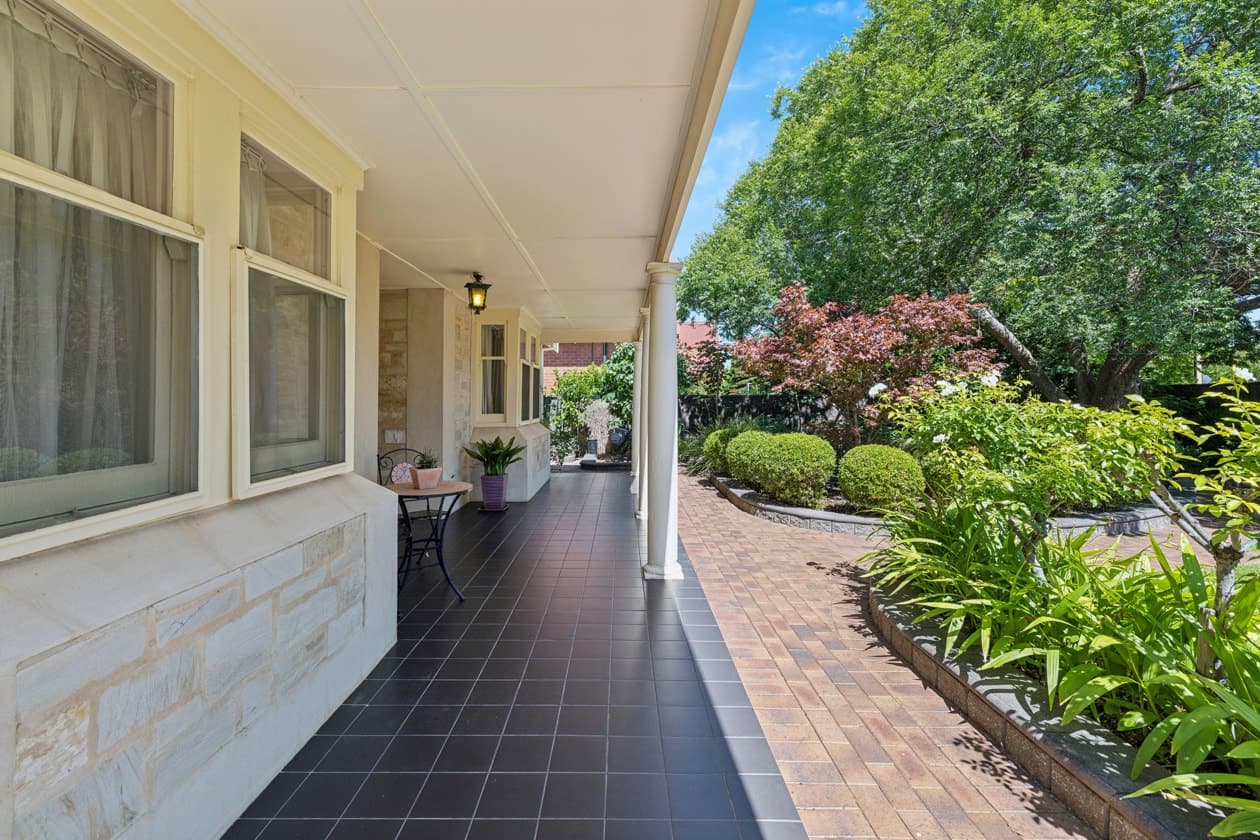 13 Truro Avenue, Kingswood, Kingswood - Thumbnail 5