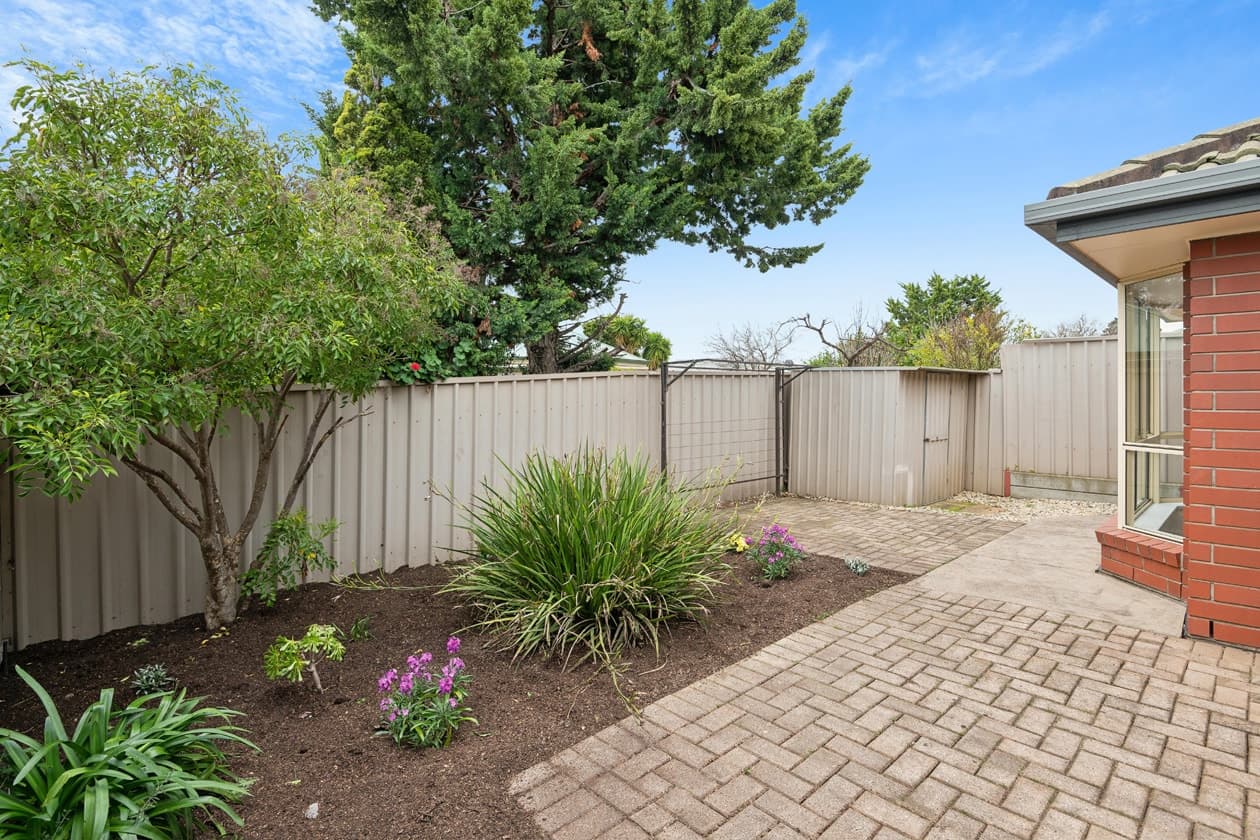 13 Mullen  Close, Woodcroft, Woodcroft - Image 1