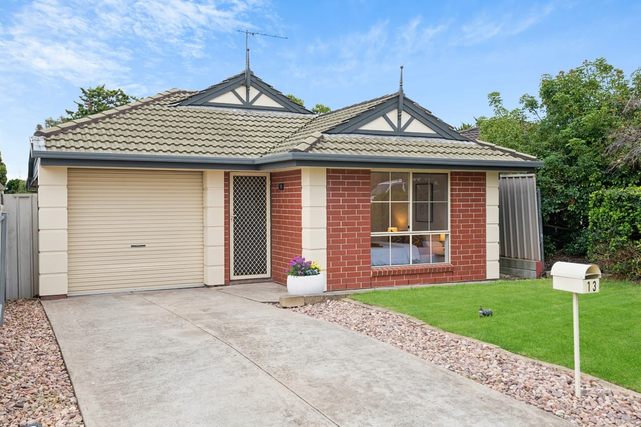 13 Mullen  Close, Woodcroft, Woodcroft - Thumbnail 2