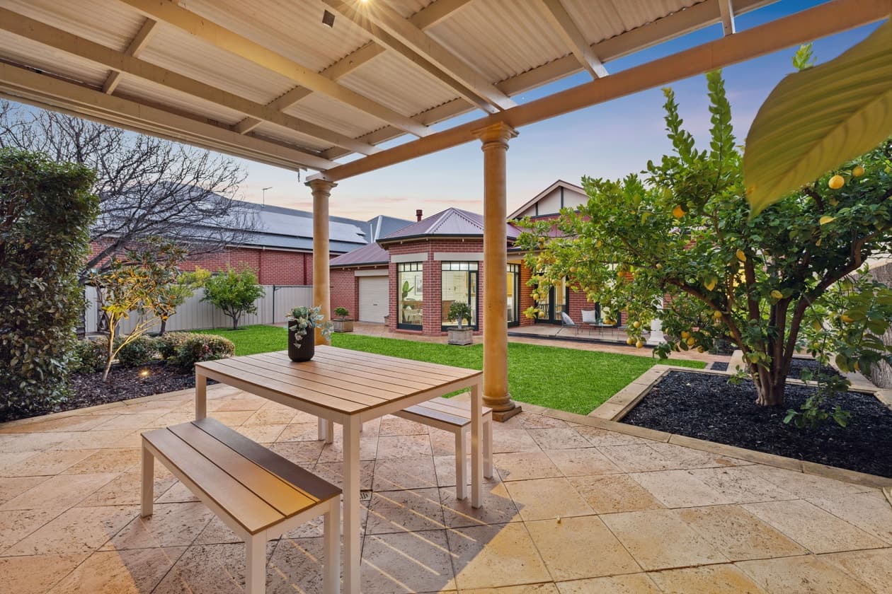 11 Truro Avenue, Kingswood, Kingswood - Image 1