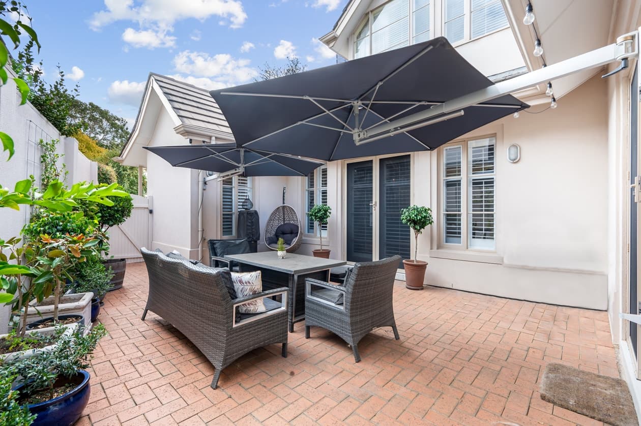 2/22a Broughton Avenue, Mitcham, Mitcham - Thumbnail 2