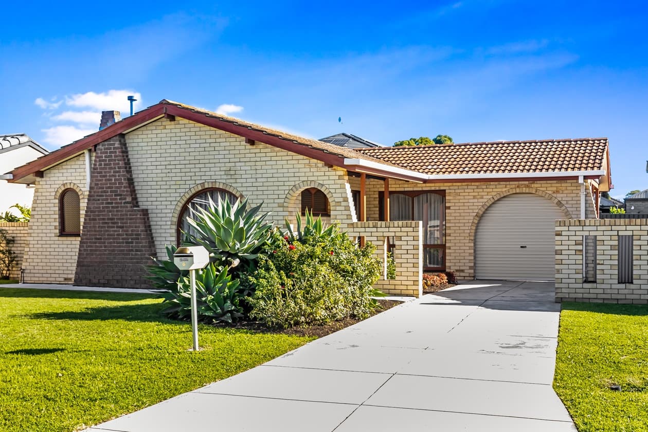 6 Brentwood Grove, Paradise, Paradise - Thumbnail 2