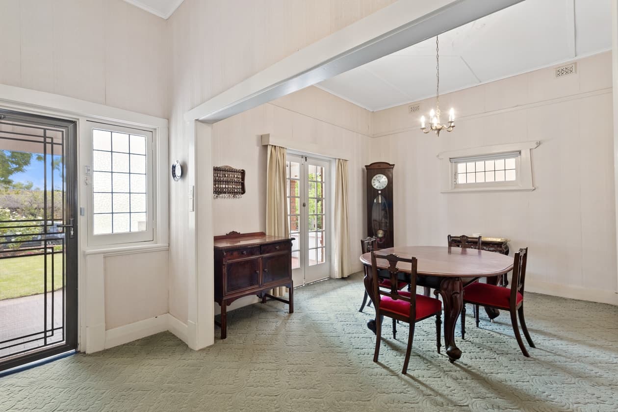 58 Seafield Avenue, Kingswood, Kingswood - Thumbnail 6