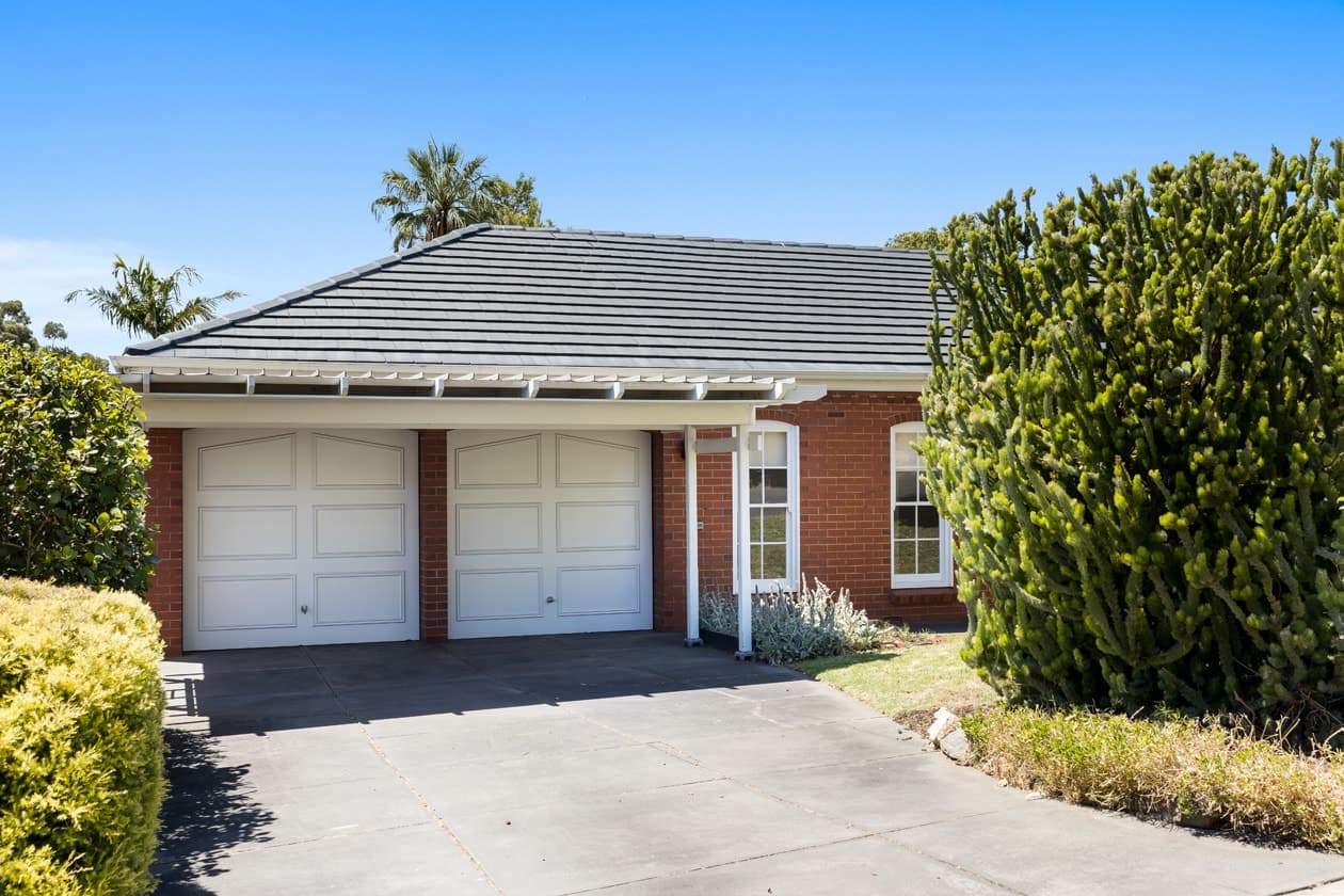 17 Olde Coach  Road, Urrbrae, Urrbrae - Image 1