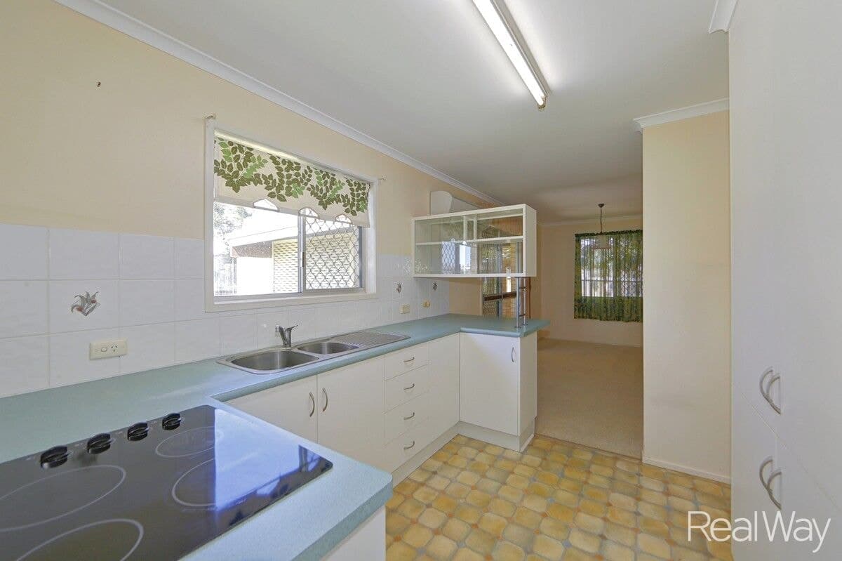 17 Hargreaves Street, Bundaberg South QLD 4670, Bundaberg South - Thumbnail 5