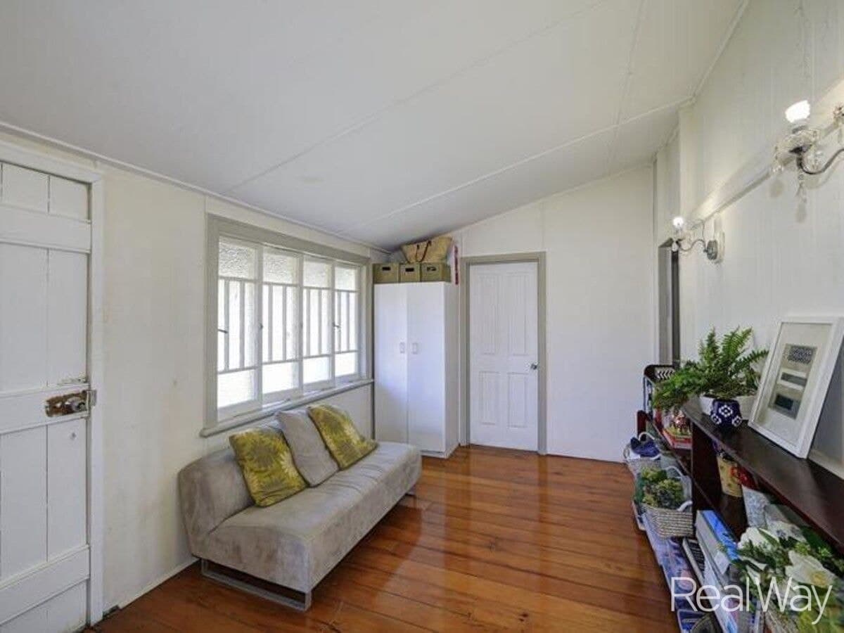 9 Martins Court, Qunaba QLD 4670, Qunaba - Thumbnail 4