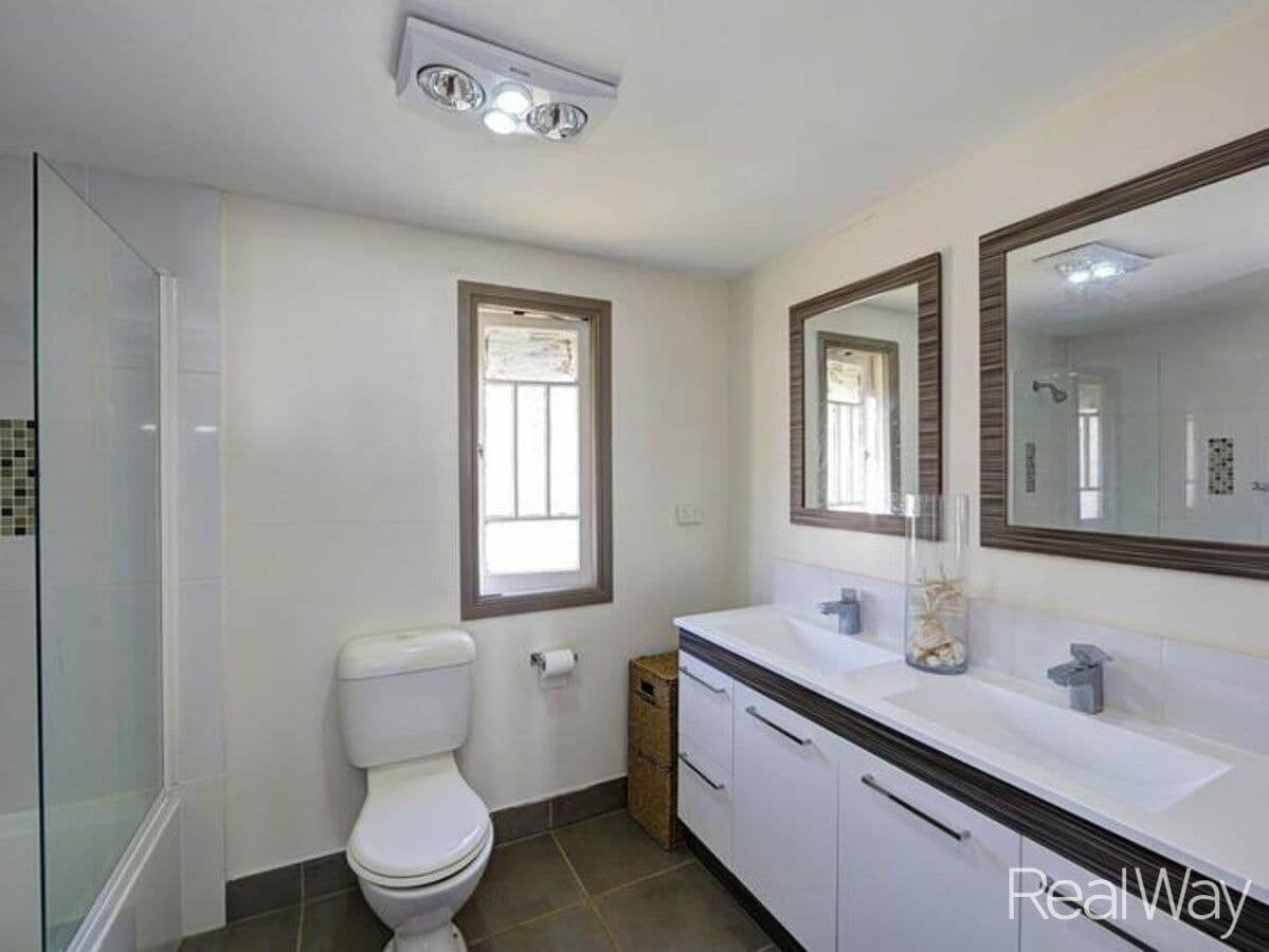 9 Martins Court, Qunaba QLD 4670, Qunaba - Thumbnail 7