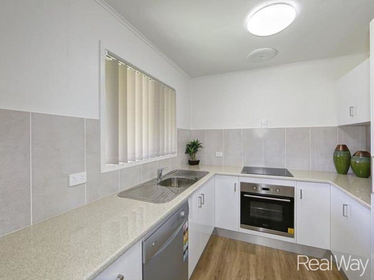 111B Elliott Heads Road, KEPNOCK QLD 4670, Kepnock - Thumbnail 3