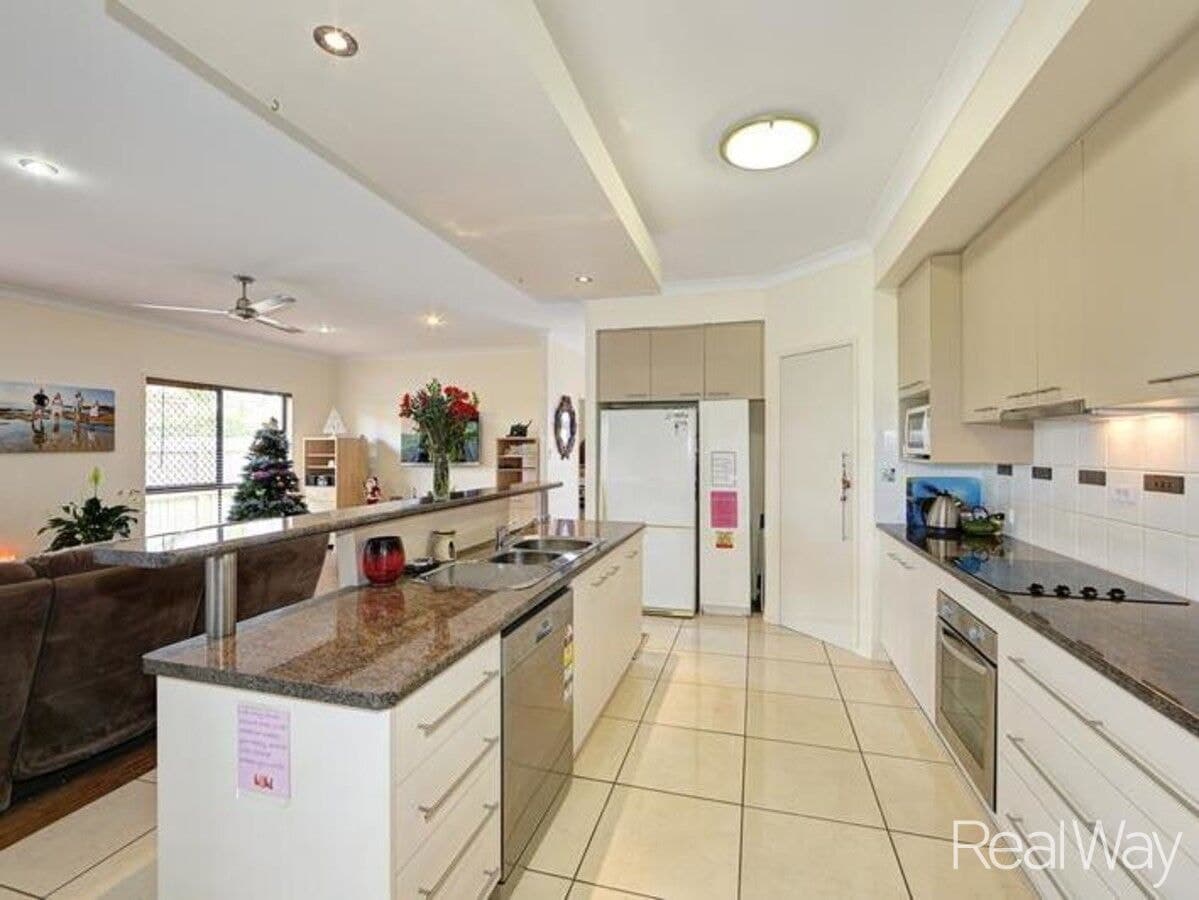 11 McCallum Close, Coral Cove QLD 4670, Coral Cove - Thumbnail 6