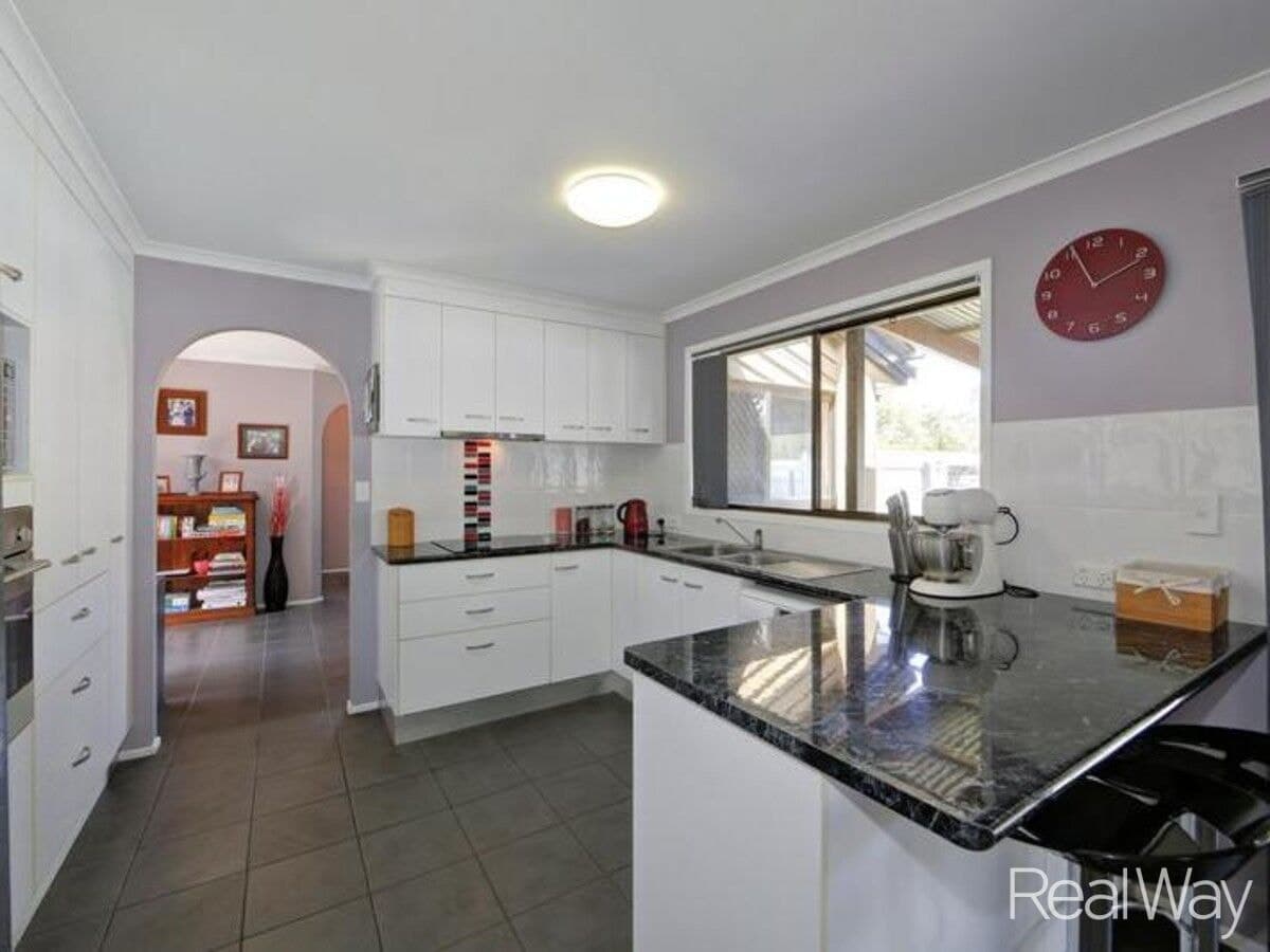 1 Tulloch Place, BRANYAN QLD 4670, Branyan - Thumbnail 5
