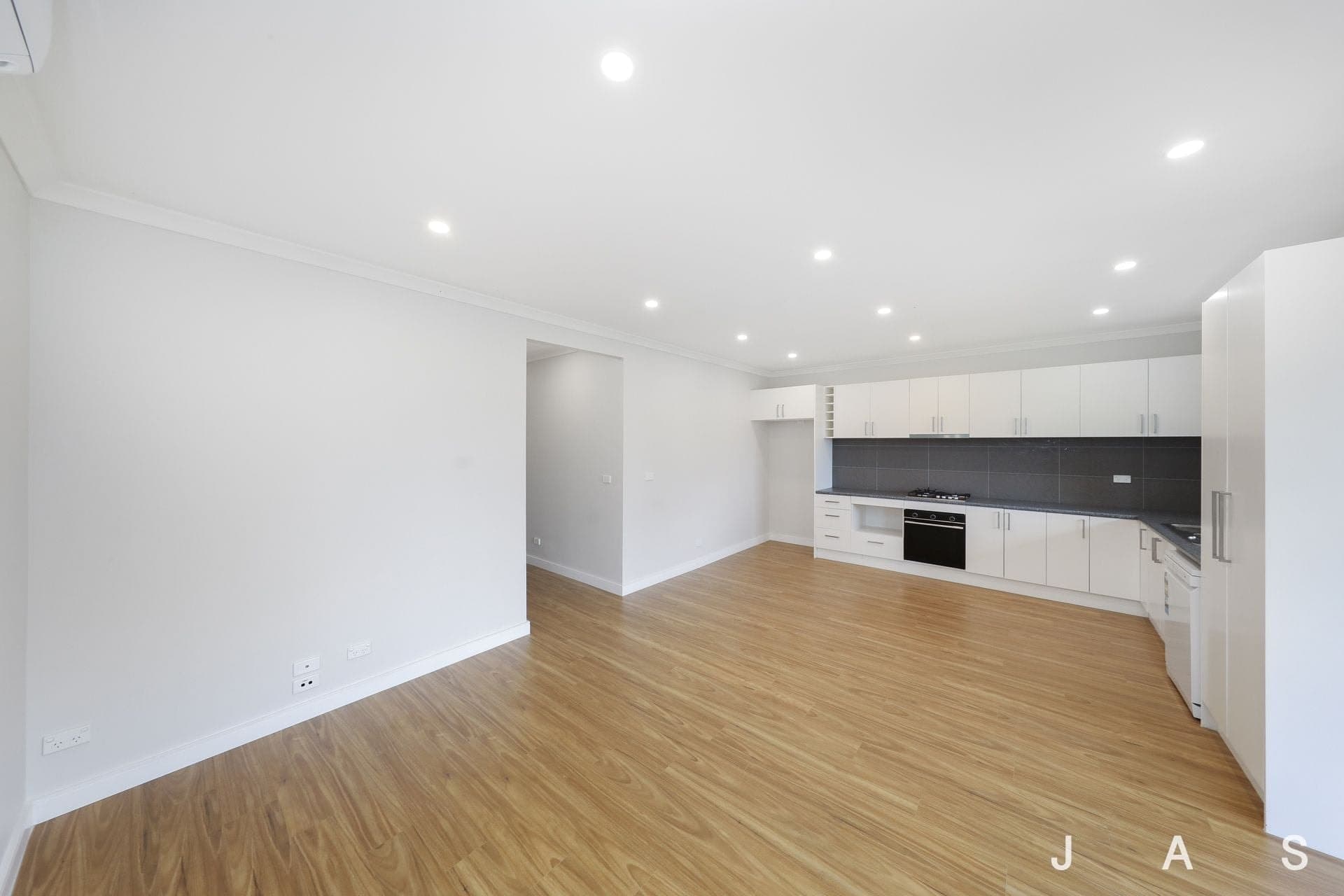 161 Cornwall Road Sunshine VIC, Sunshine - Thumbnail 8
