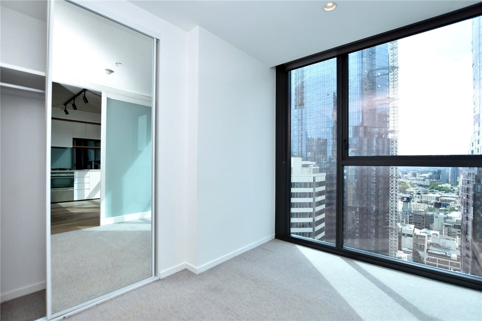 2202/315 La Trobe Street, Melbourne - Thumbnail 3