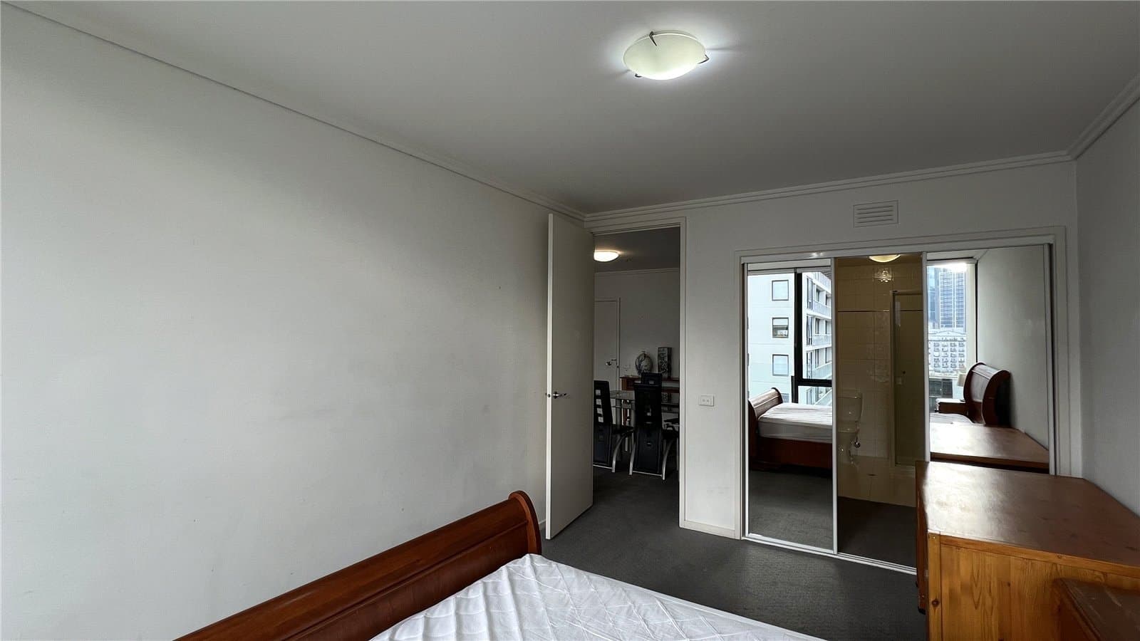 1013/38 Bank Street, South Melbourne - Thumbnail 7