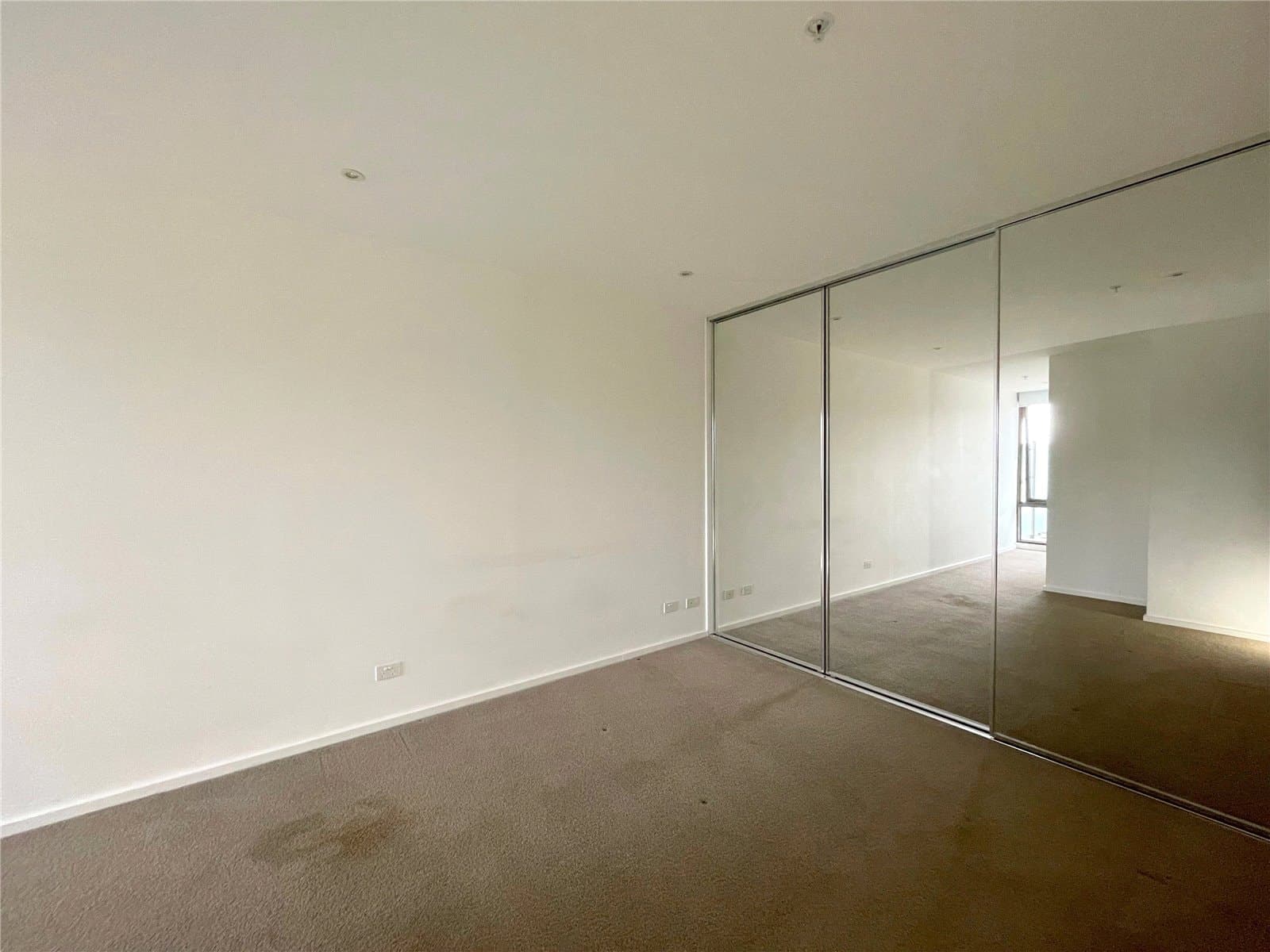 702/118 Kavanagh Street, Southbank - Thumbnail 6