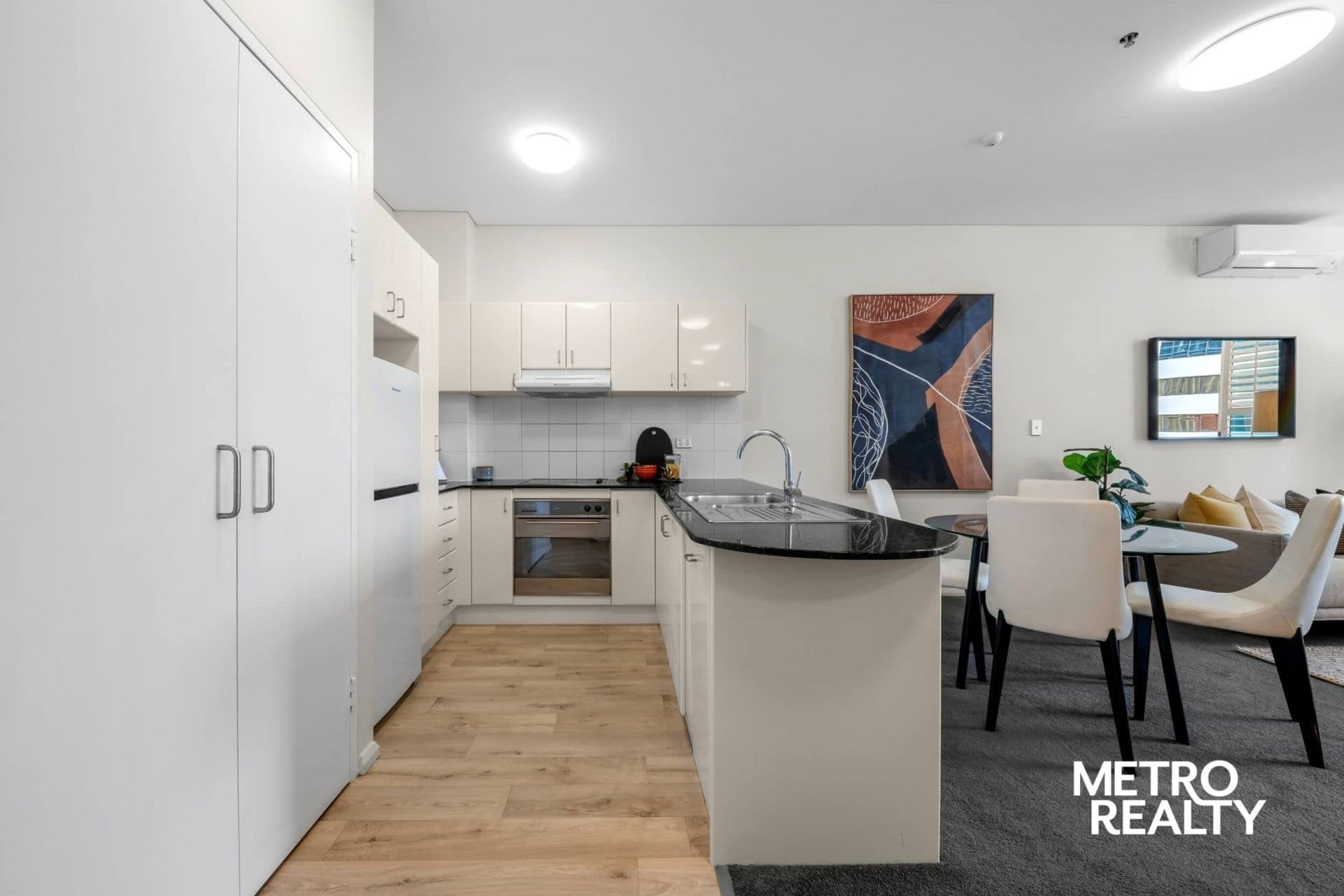 502/71 Regent Street Chippendale NSW, Chippendale - Thumbnail 3