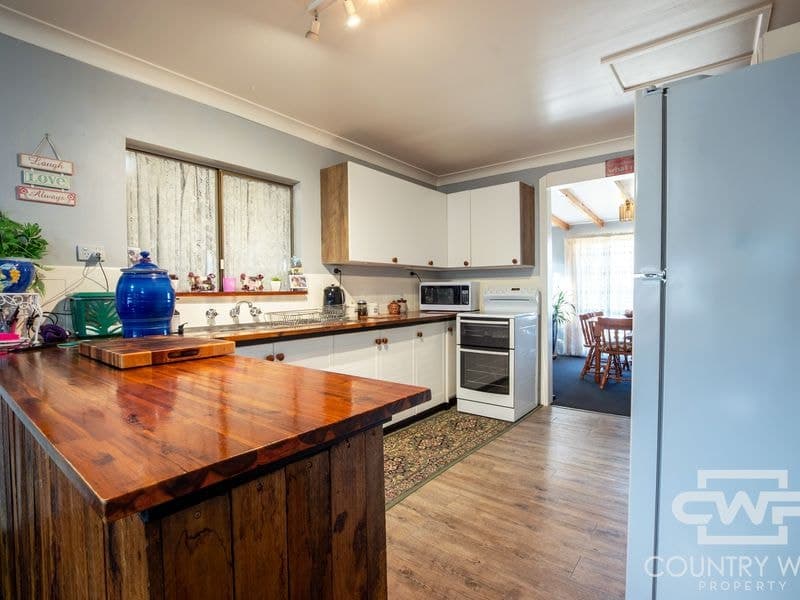 6 Coakes Street, Guyra, Guyra - Thumbnail 5