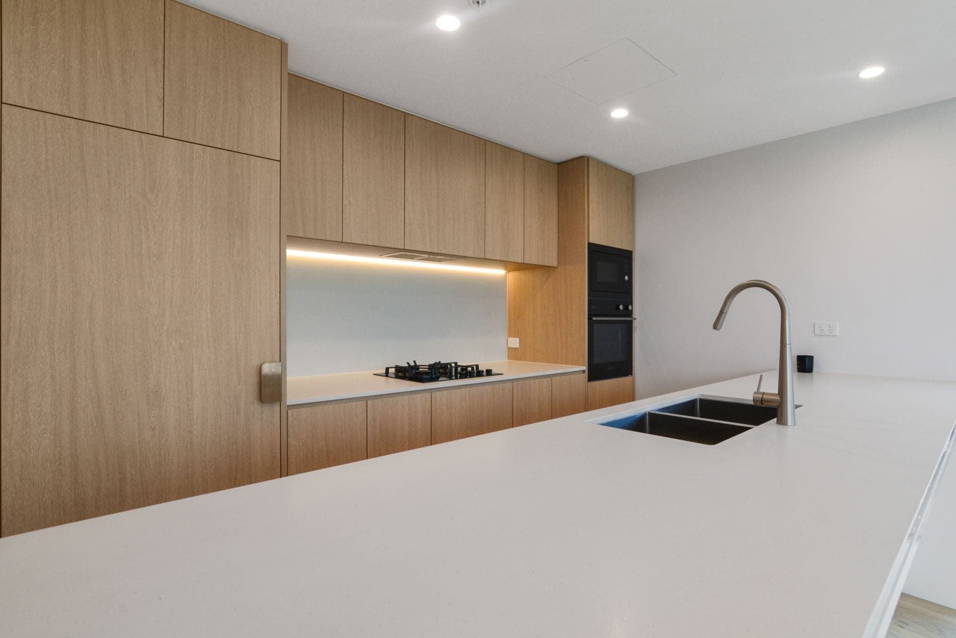 607/36 Baker Street, Gosford, Gosford - Thumbnail 4