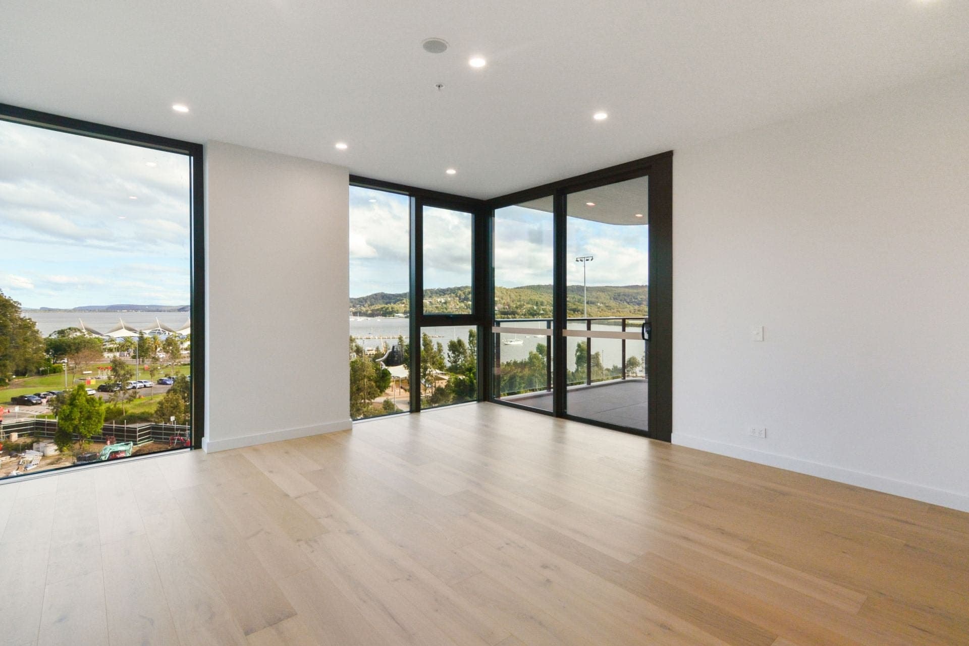 607/36 Baker Street, Gosford, Gosford - Thumbnail 5