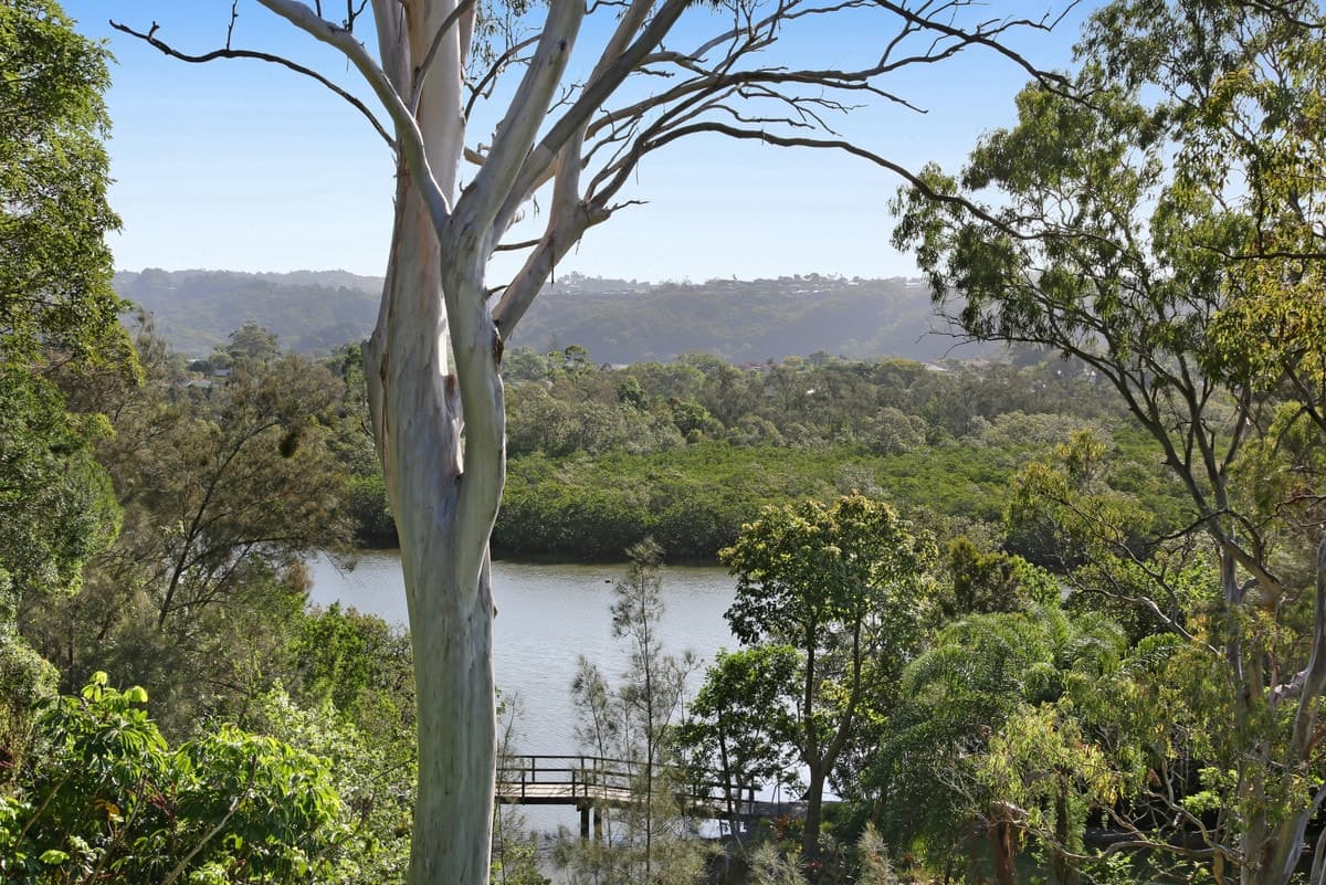 6 Hillcrest Avenue, Tweed Heads South NSW 2486, Tweed Heads South - Thumbnail 2