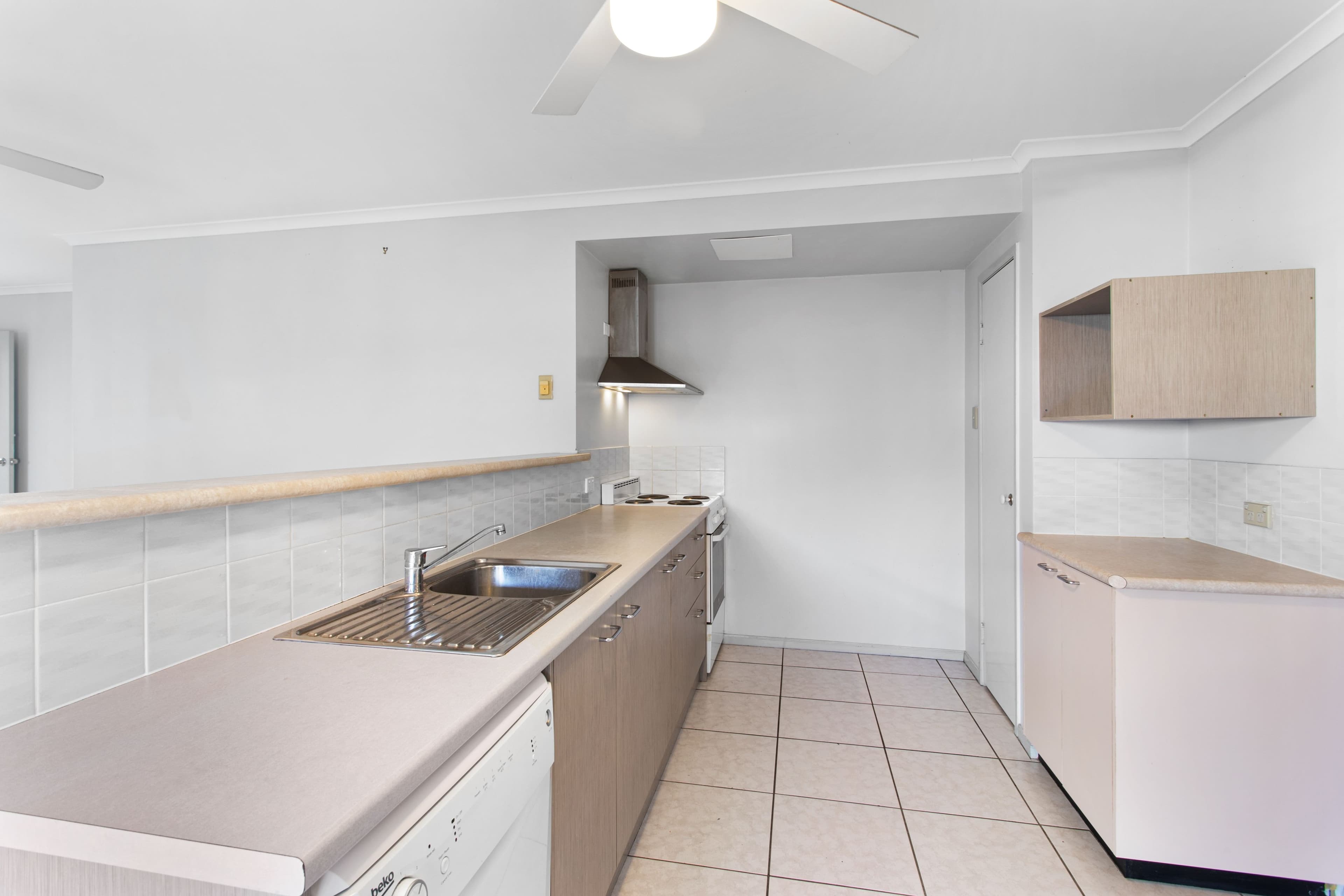 7/23-25 Bailey Street, Woody Point QLD 4019, Woody Point - Thumbnail 4