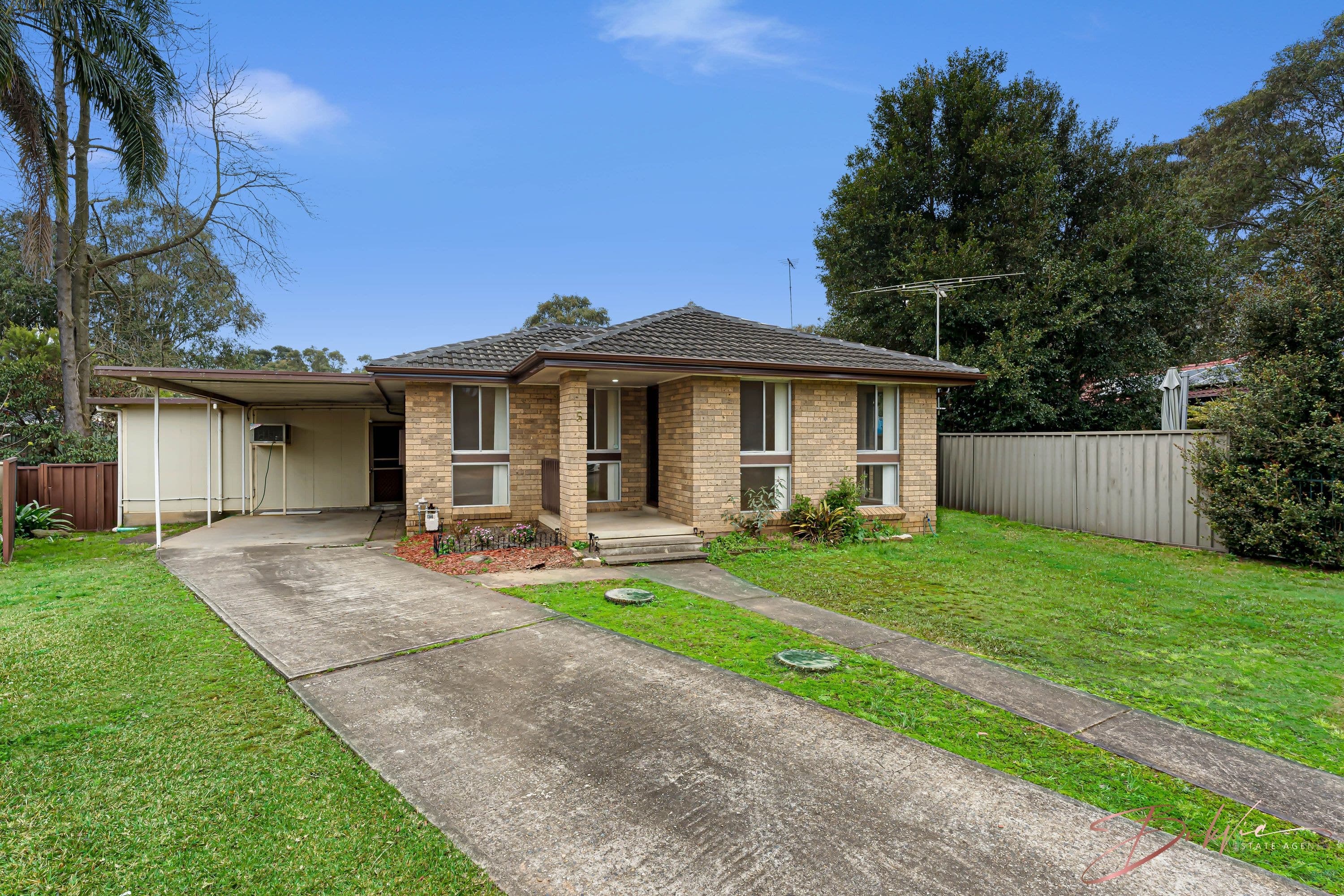 5 Belbowrie Glen, St Clair - Thumbnail 2