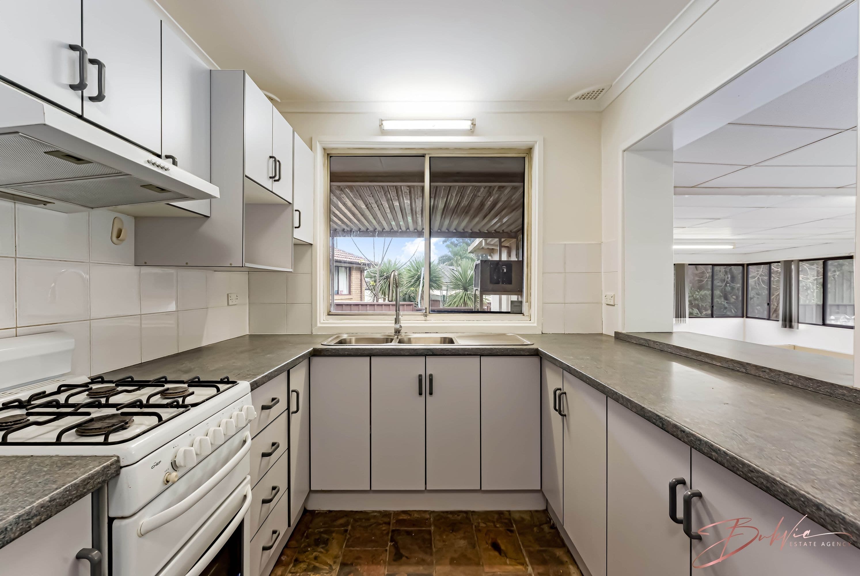 5 Belbowrie Glen, St Clair - Thumbnail 4
