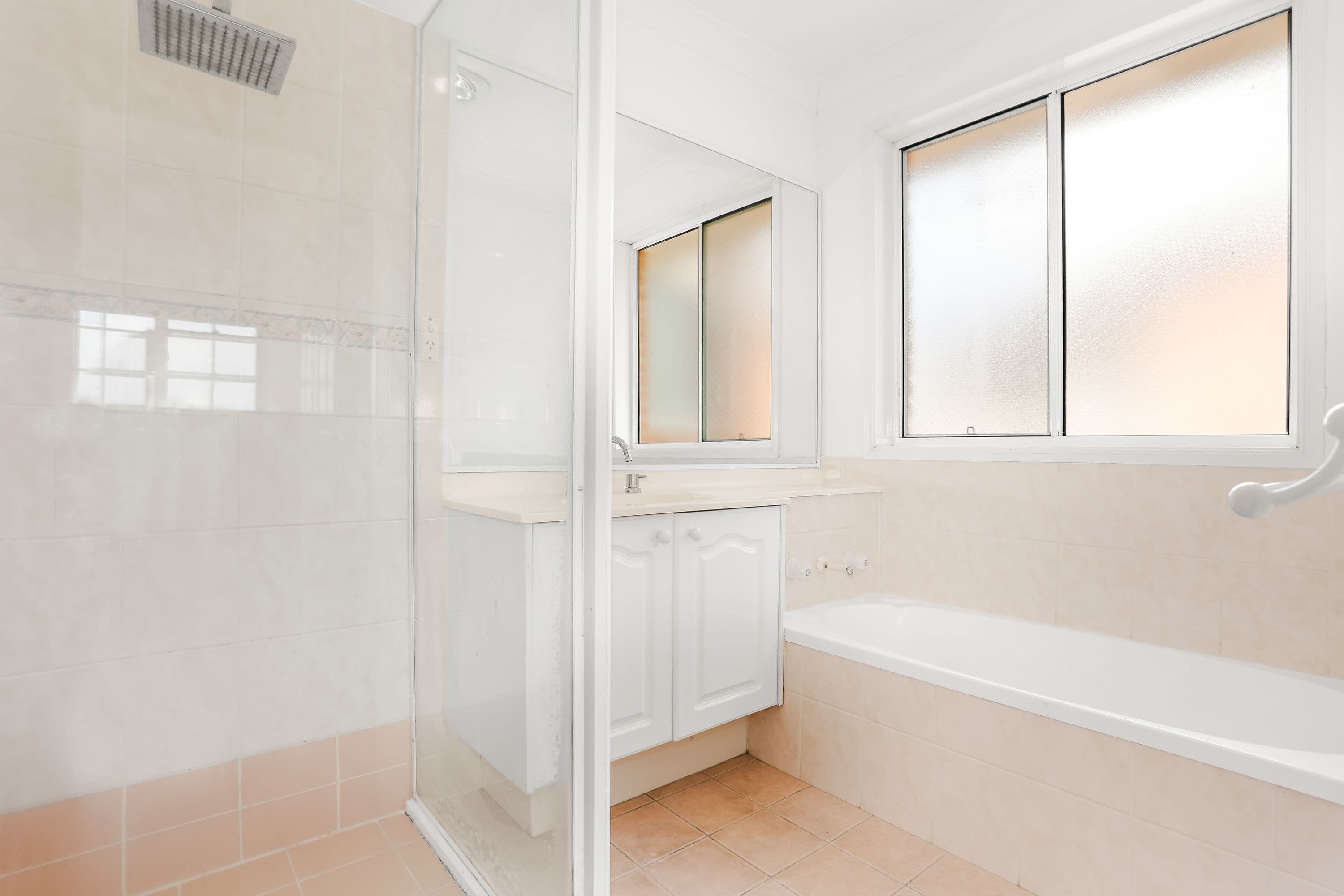 16 Burrinjuck Drive, Woodcroft - Thumbnail 7
