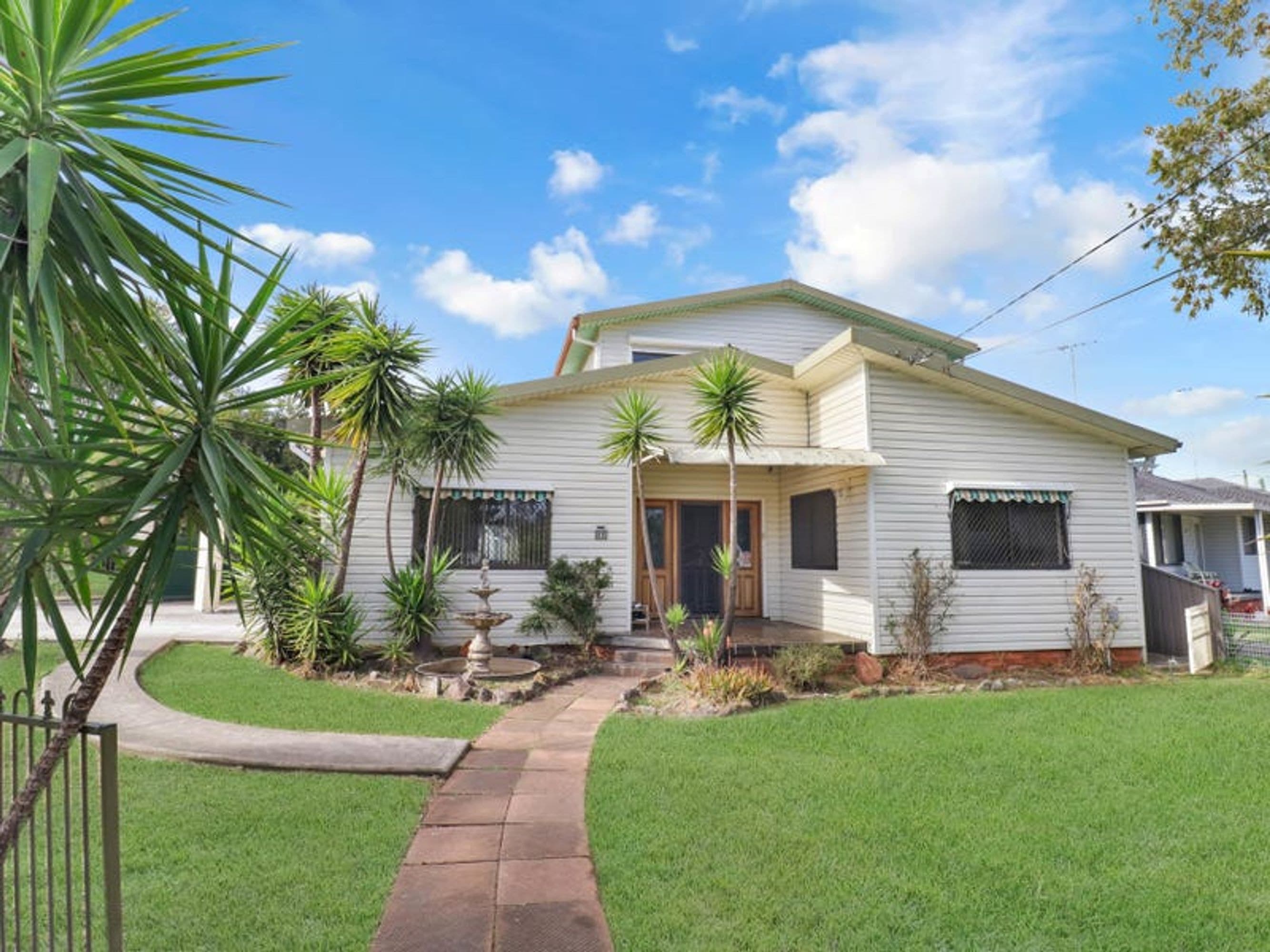 49 Crawford Road, Doonside - Image 1