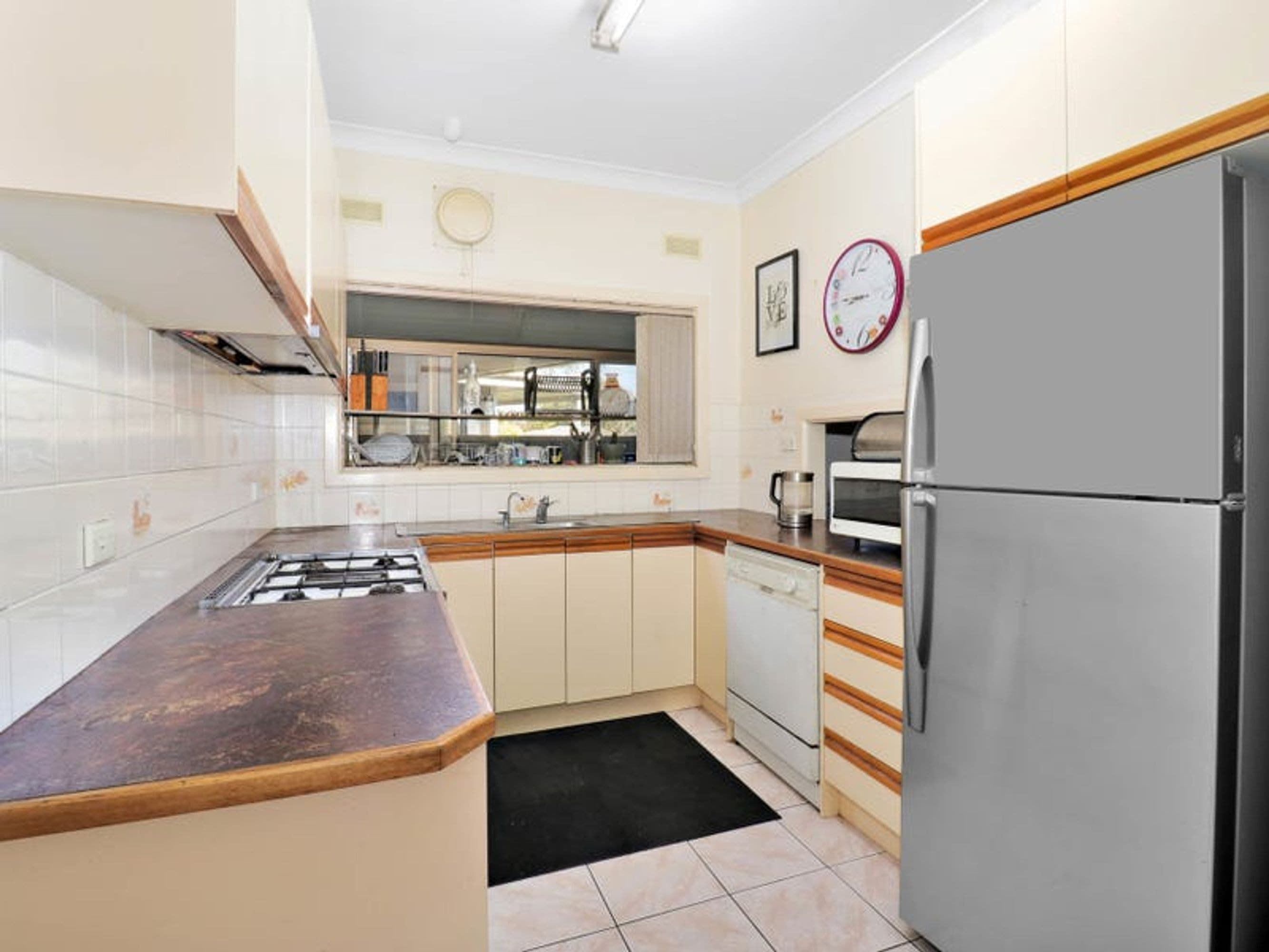 49 Crawford Road, Doonside - Thumbnail 3