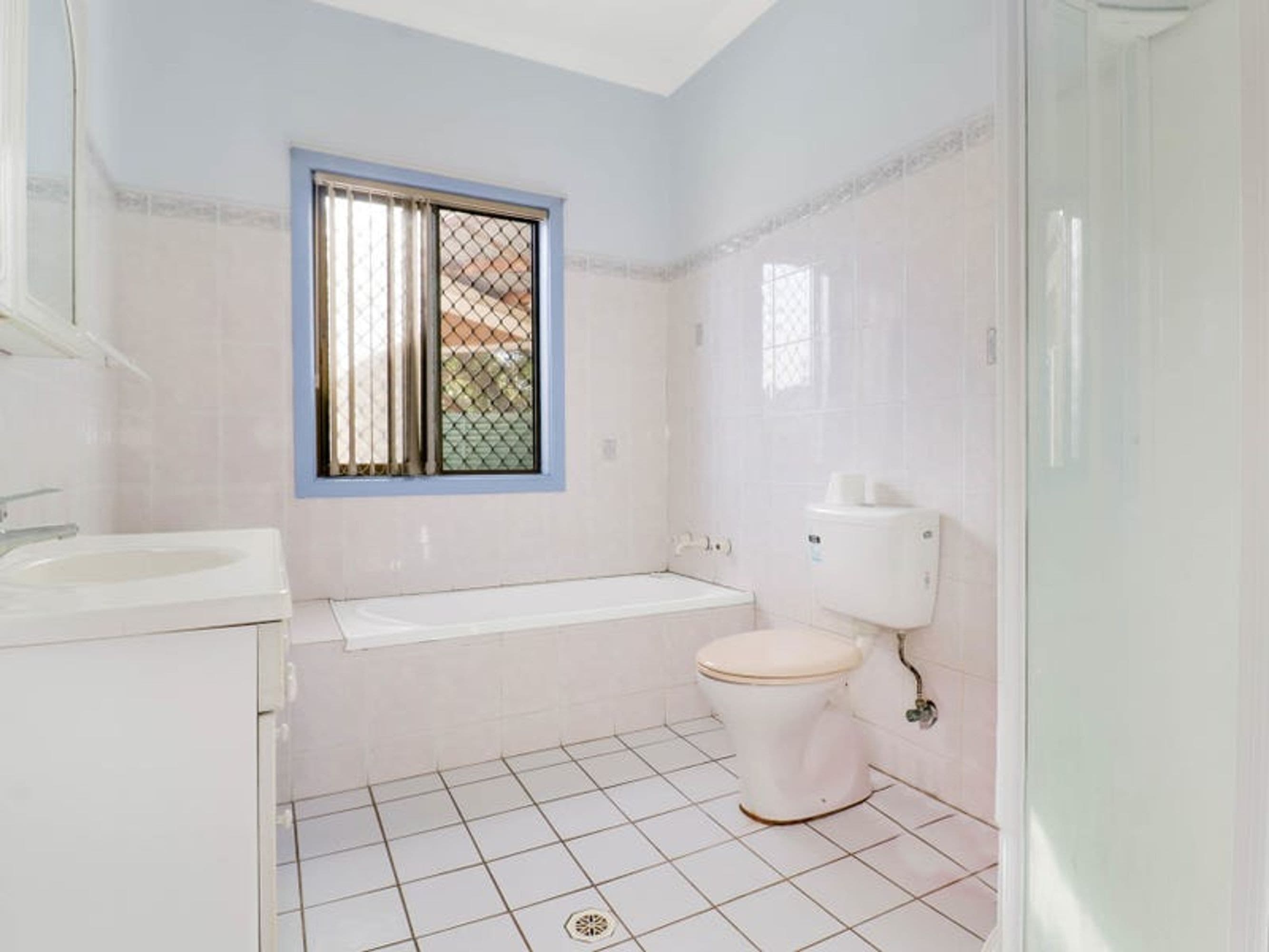 49 Crawford Road, Doonside - Thumbnail 7