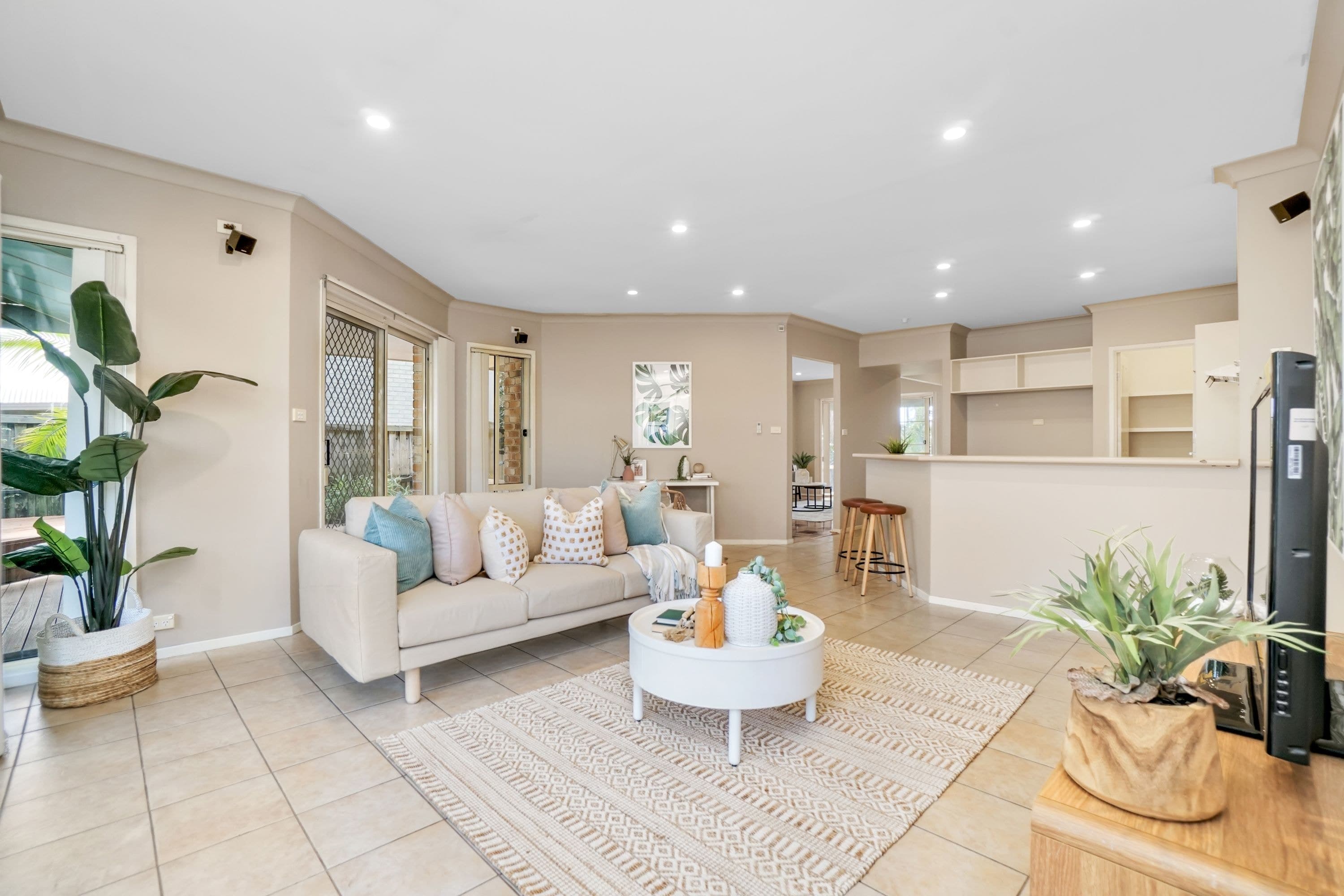 14 Wyangala Circuit, Woodcroft - Thumbnail 4