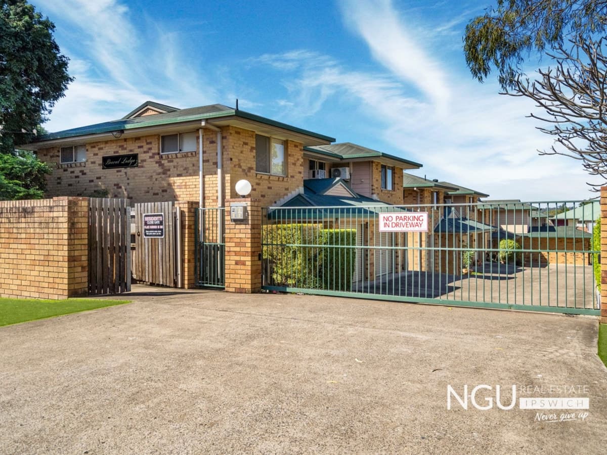 2 / 13 Booval Street, Booval QLD 4304, Booval - Image 1