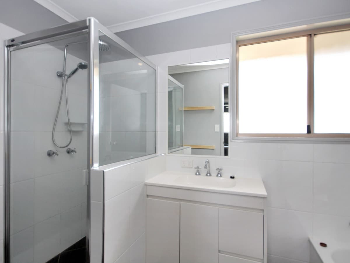2 / 13 Booval Street, Booval QLD 4304, Booval - Thumbnail 8