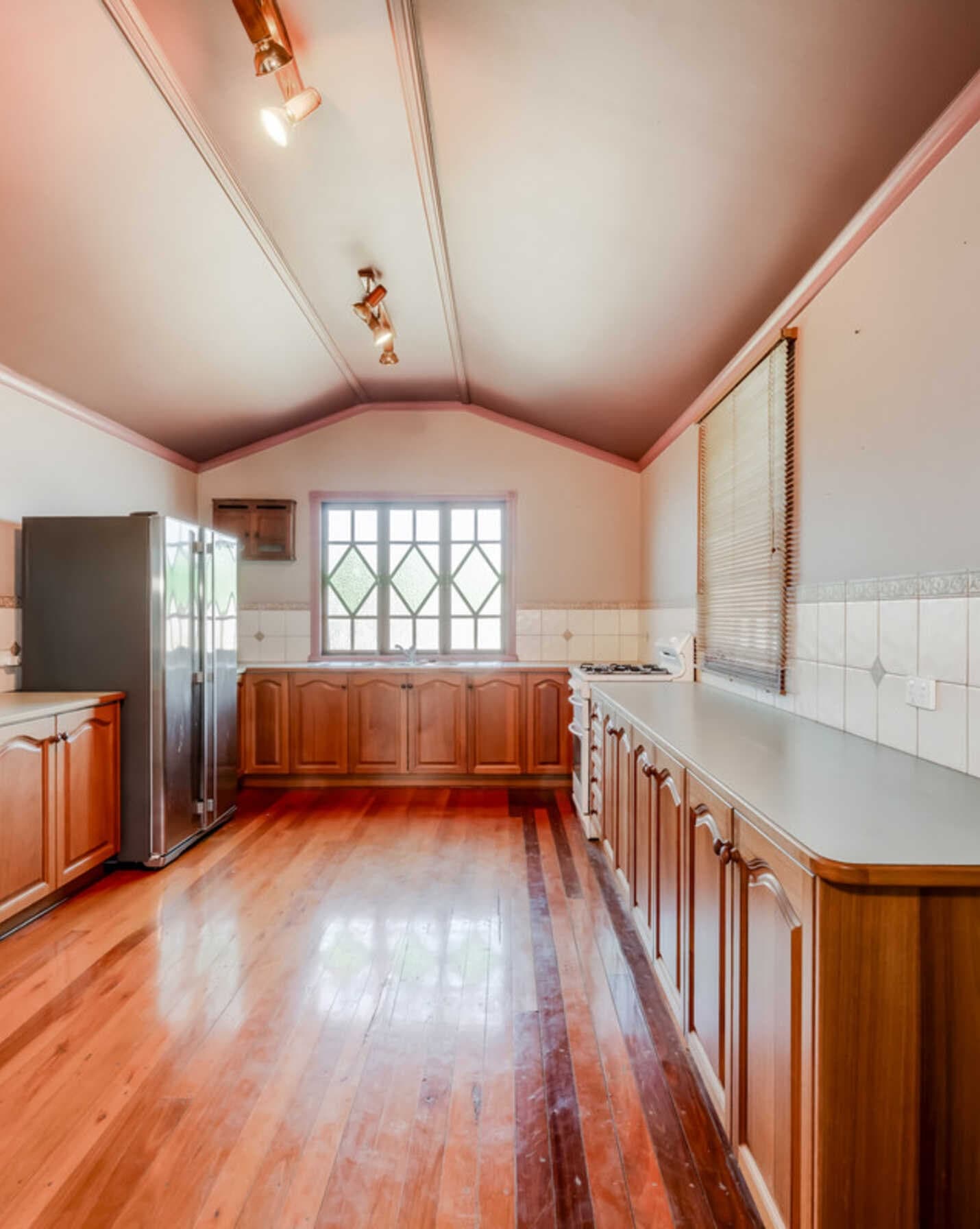 36 Burnett Street Bundaberg South, South - Thumbnail 4