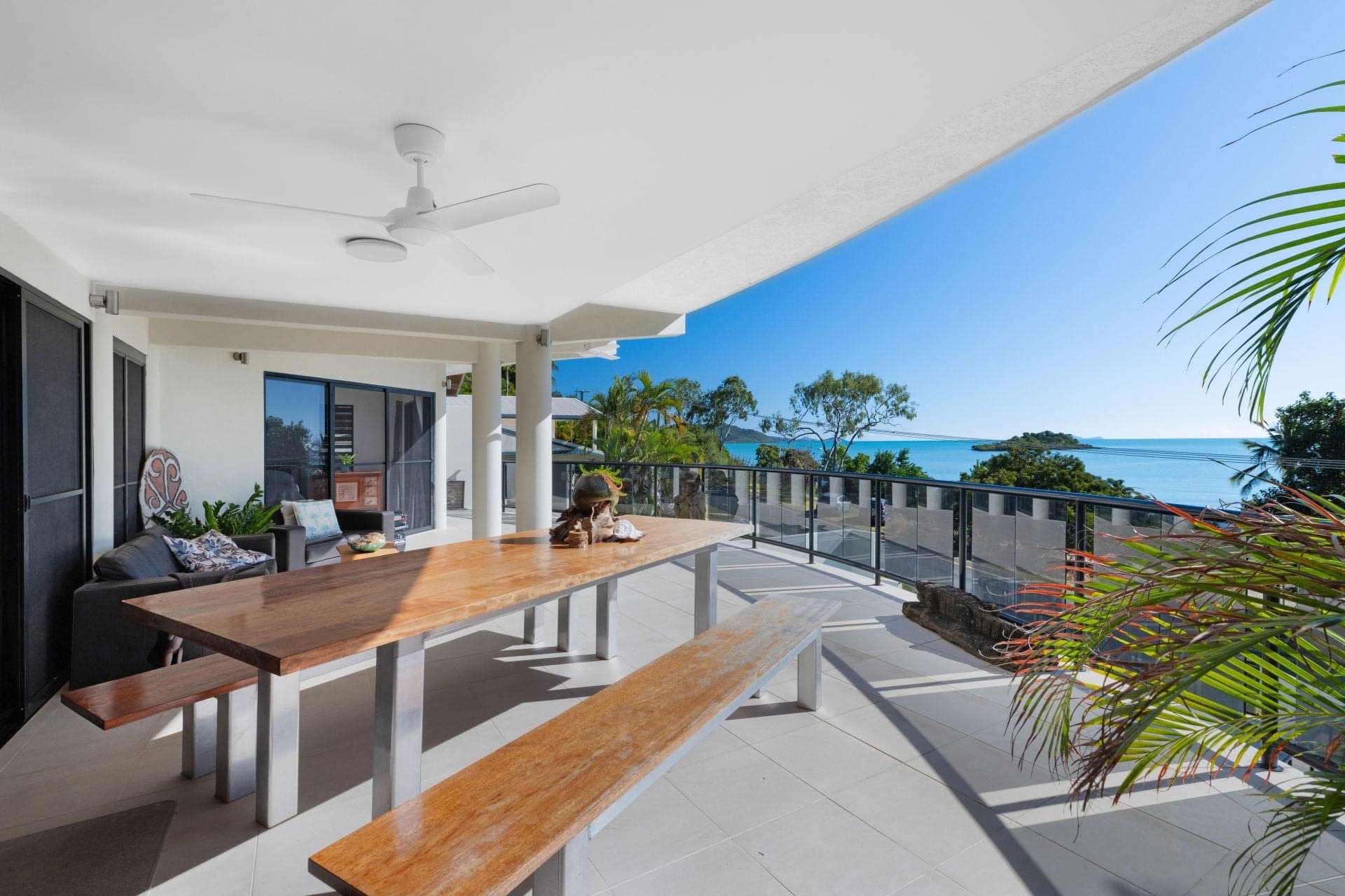 Level 2/22 Coral Esplanade Cannonvale QLD, Cannonvale - Thumbnail 4