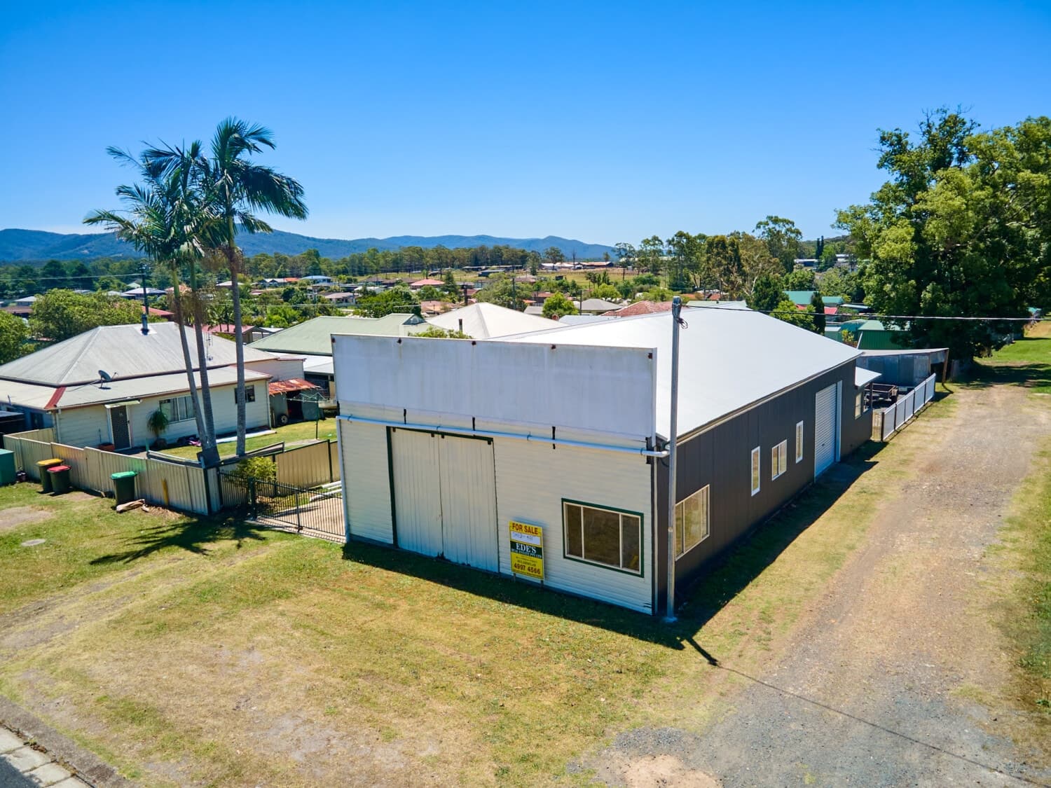 N_13 “ THE PERFECT HOBBY SHED ”, Bulahdelah - Image 1