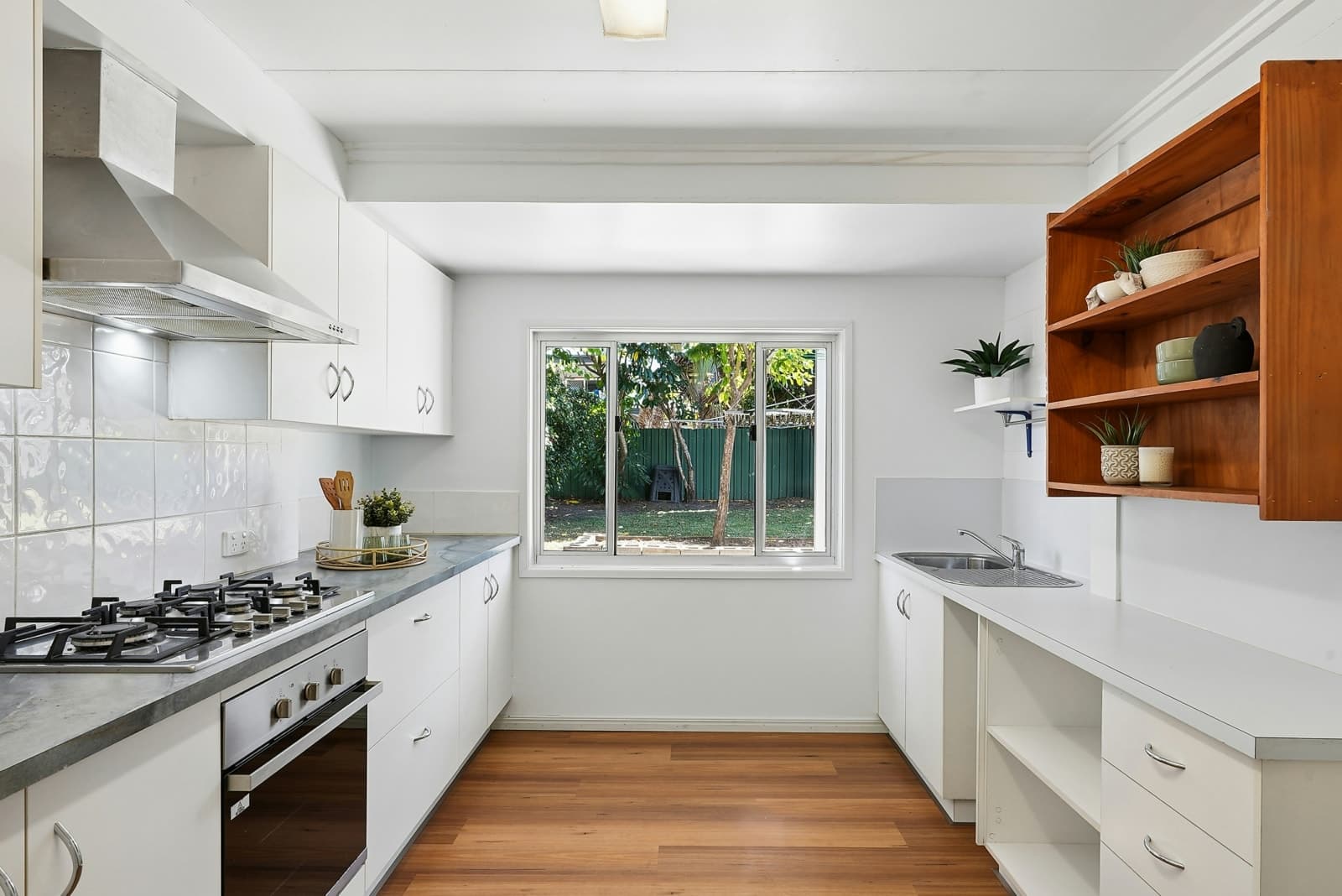 175 Mill Drive, KIRWAN, Kirwan - Thumbnail 2