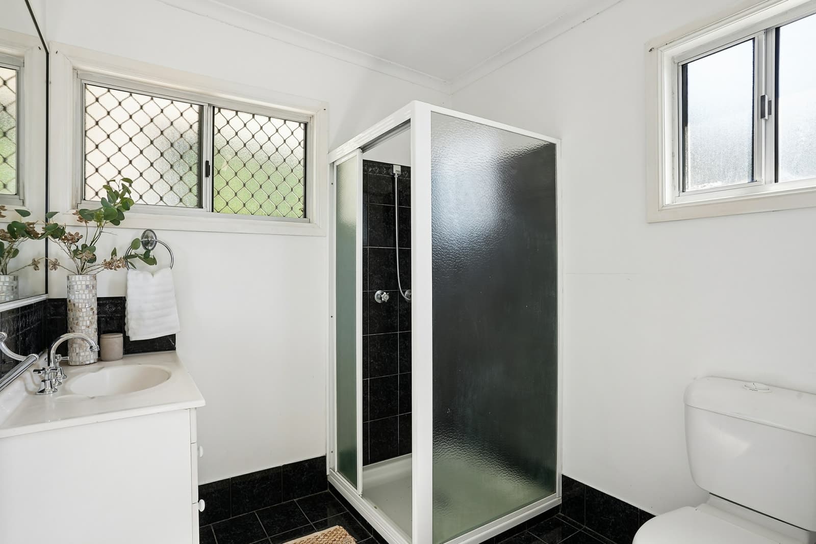 175 Mill Drive, KIRWAN, Kirwan - Thumbnail 7