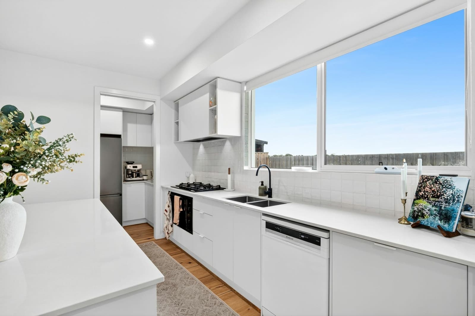 8 Keats Circuit, ARMSTRONG CREEK, Armstrong Creek - Thumbnail 4